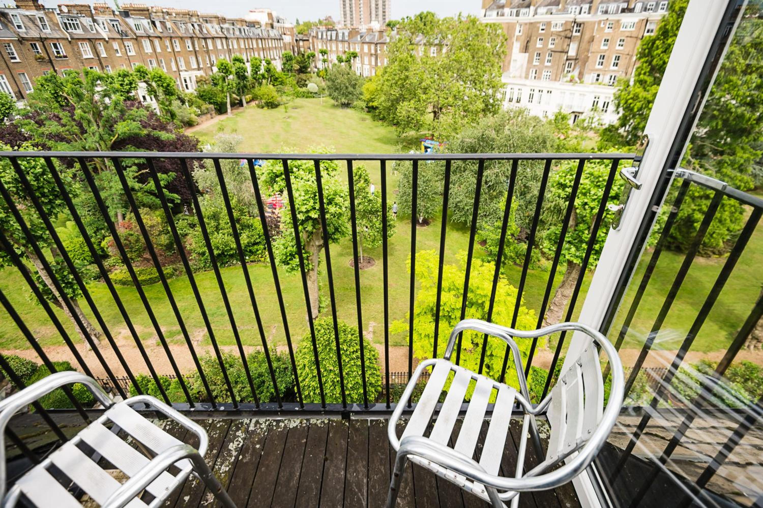 The Luxury 'Treehouse' - One bed Little Venice