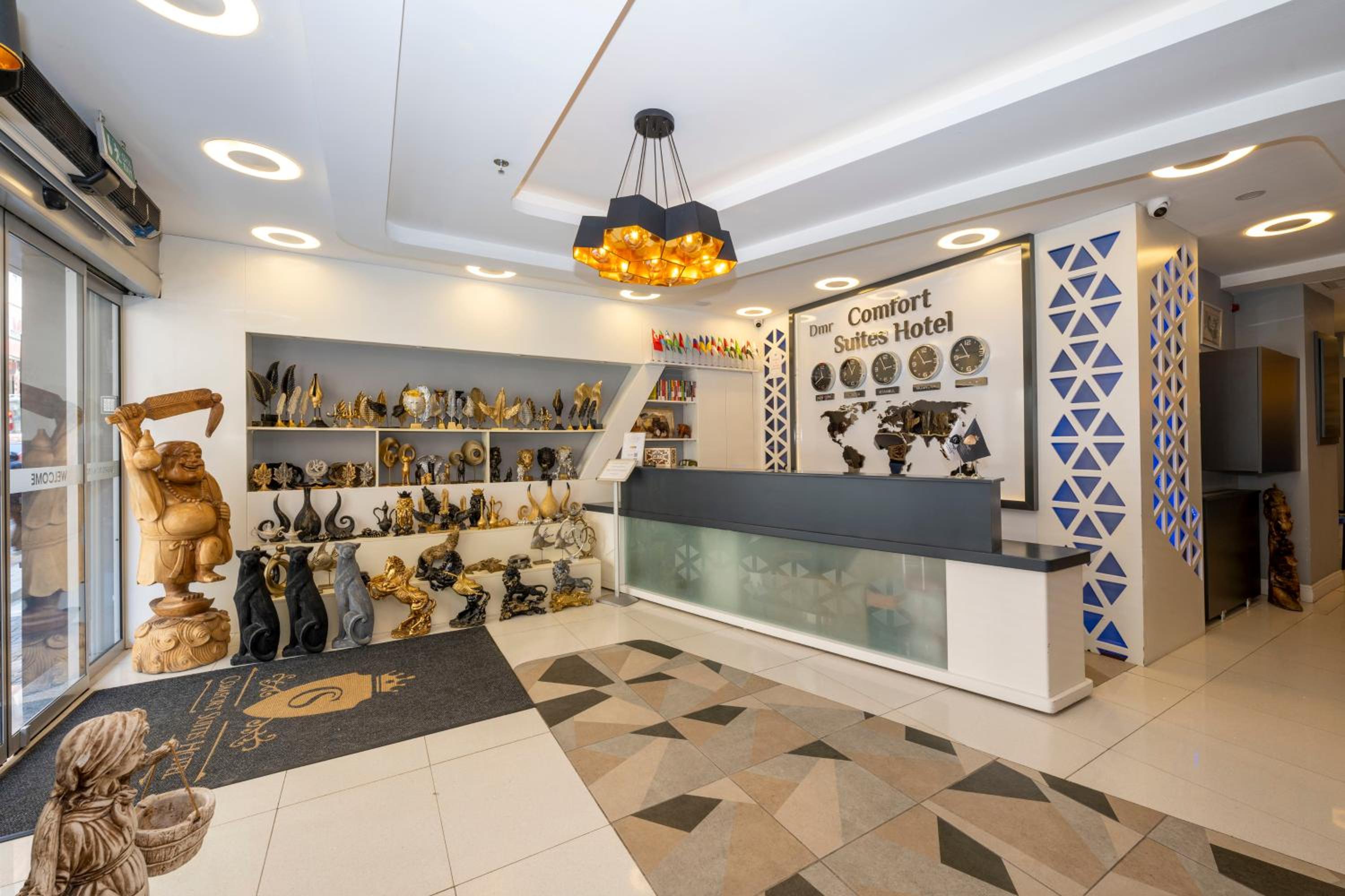 Comfort Suites Otel - Image 6