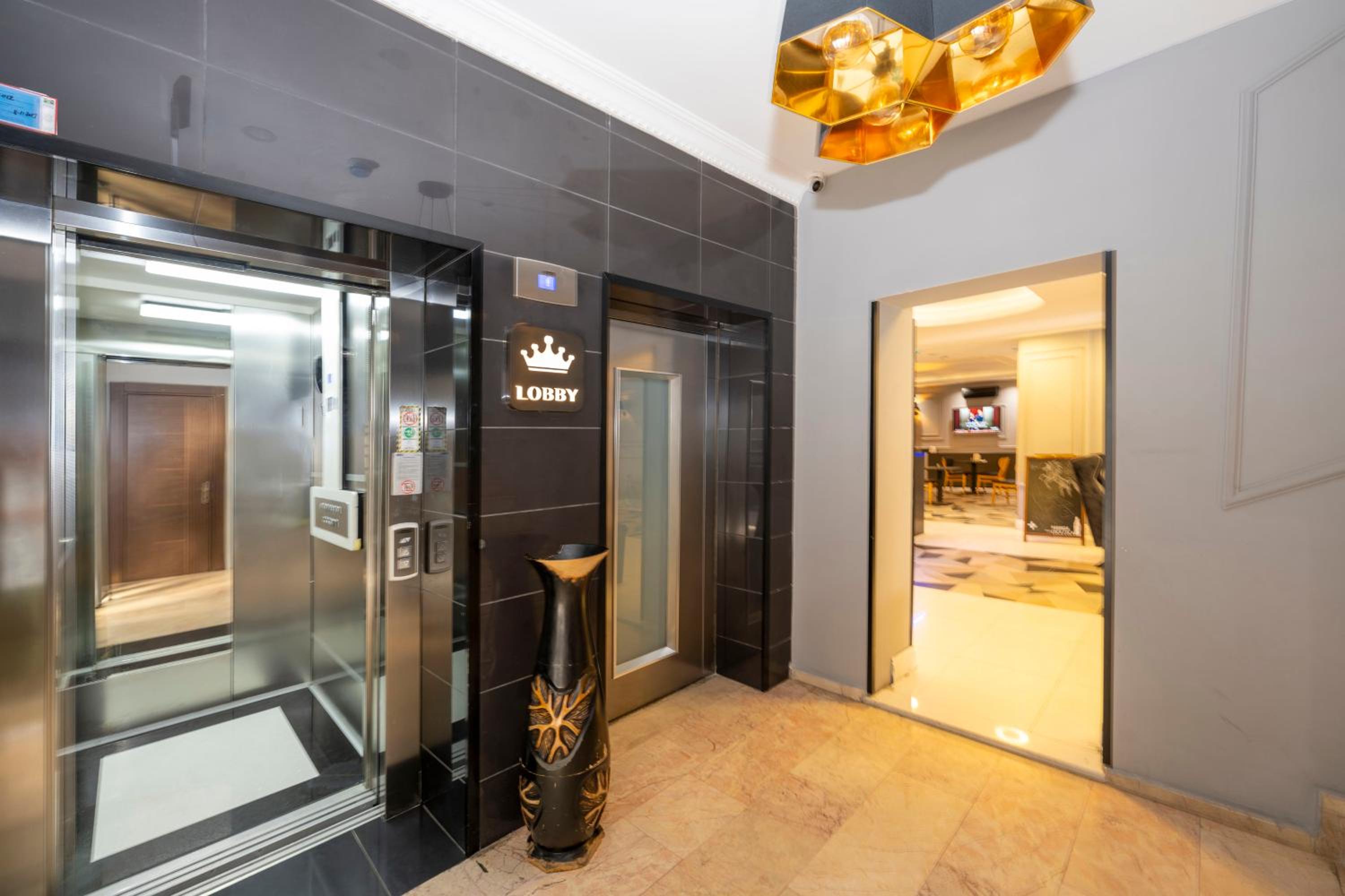 Comfort Suites Otel - Image 50