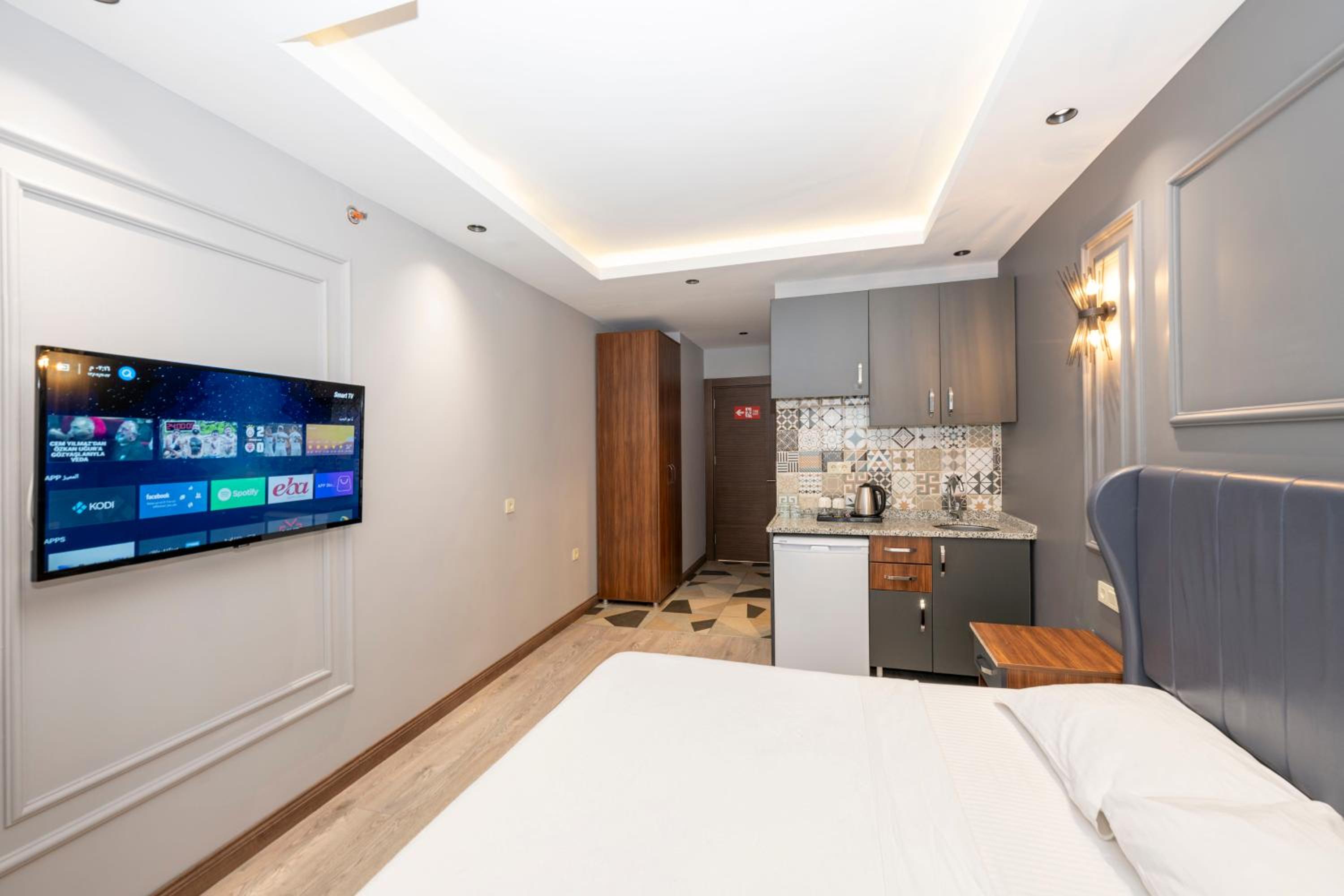 Comfort Suites Otel - Image 43