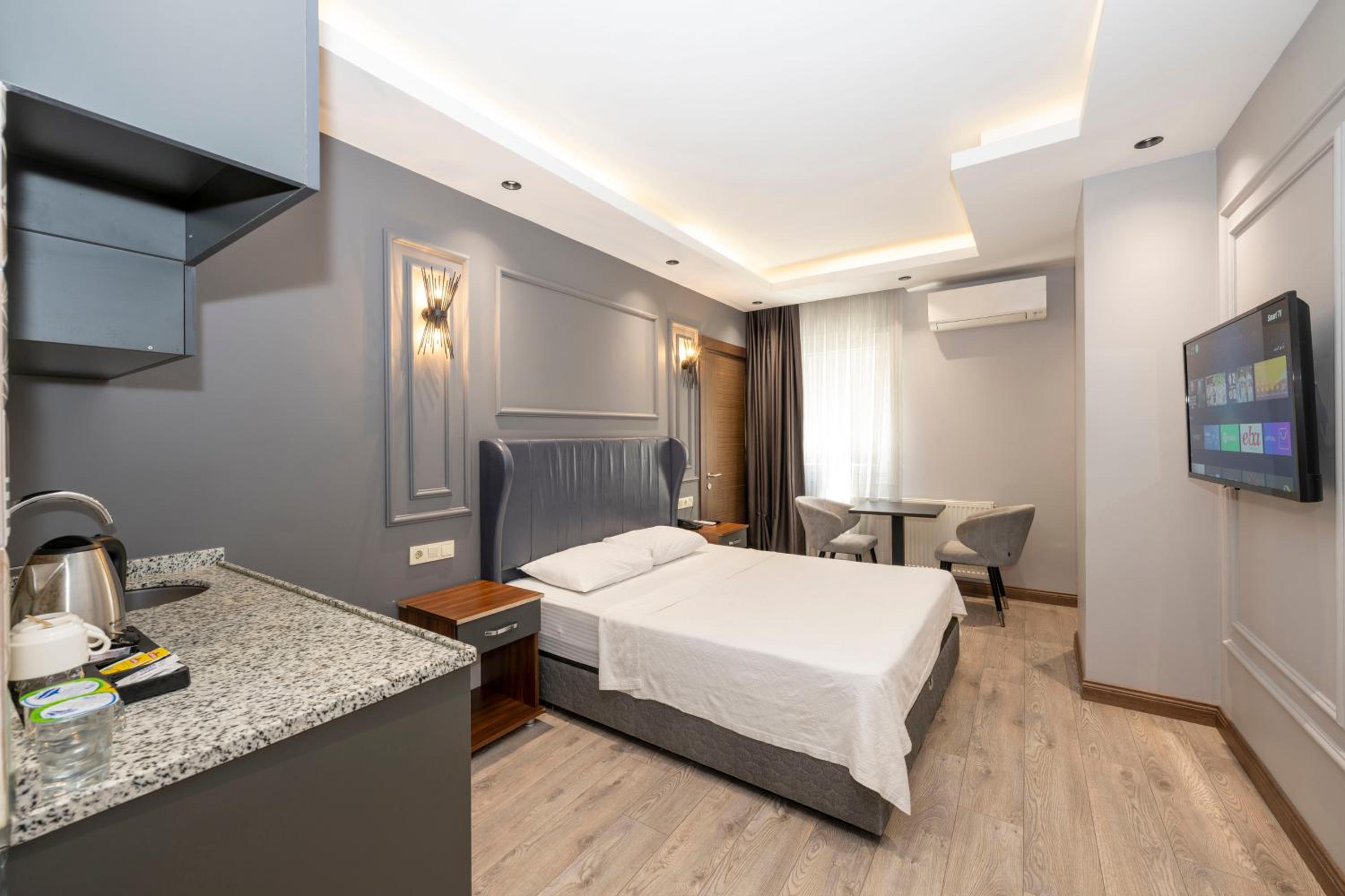 Comfort Suites Otel - Image 15