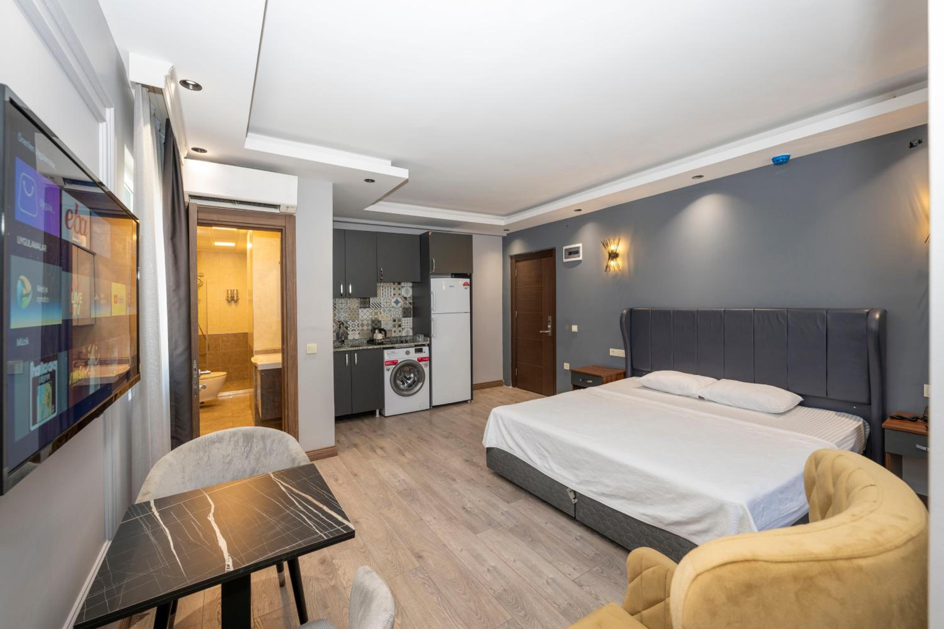 Comfort Suites Otel - Image 23