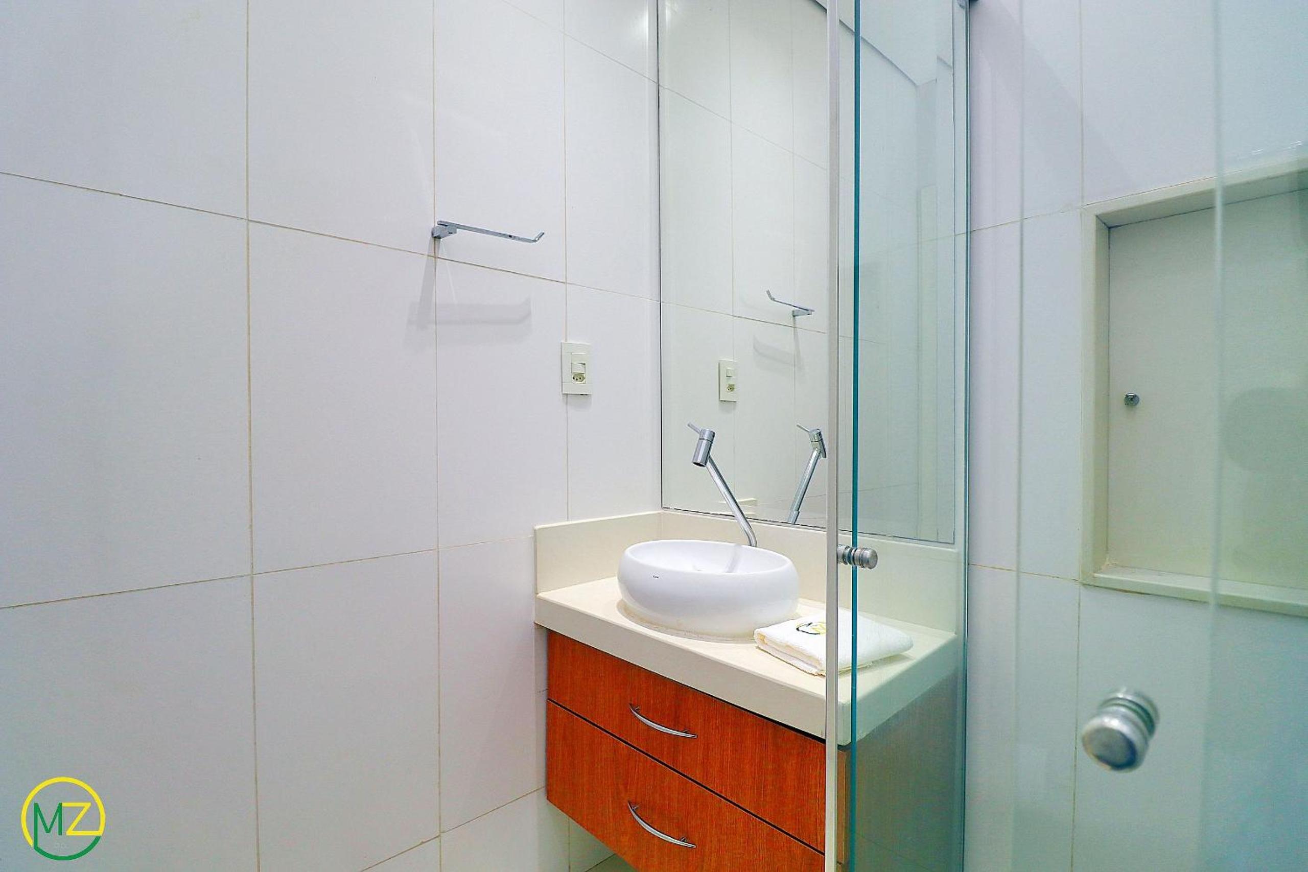 Very modern 3 bedrooms for until 10 people