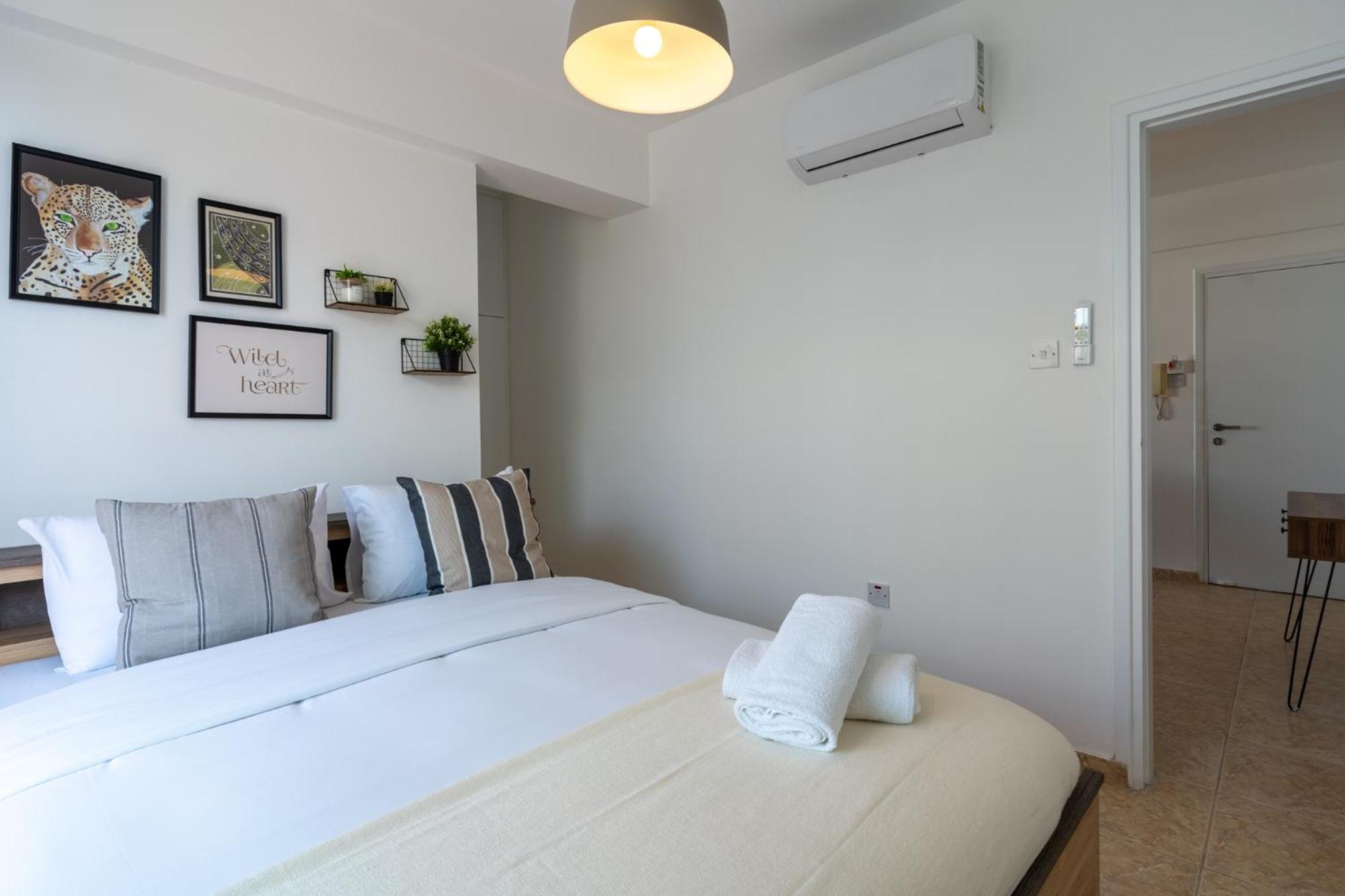 Chloris 3- Bedroom Apartment W/Pool in Larnaca