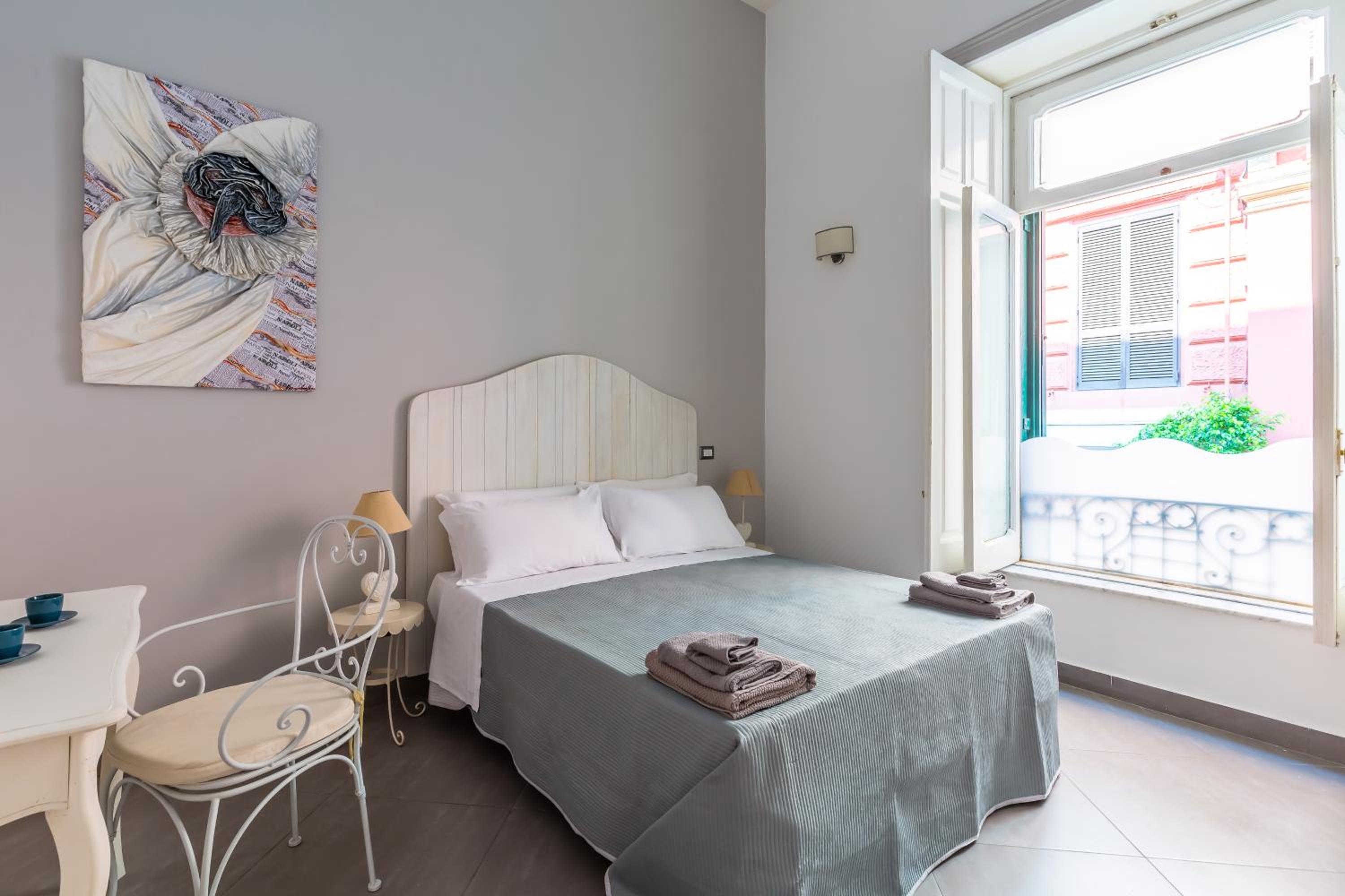 Duplex indipendente vicino al Lungomare Caracciolo