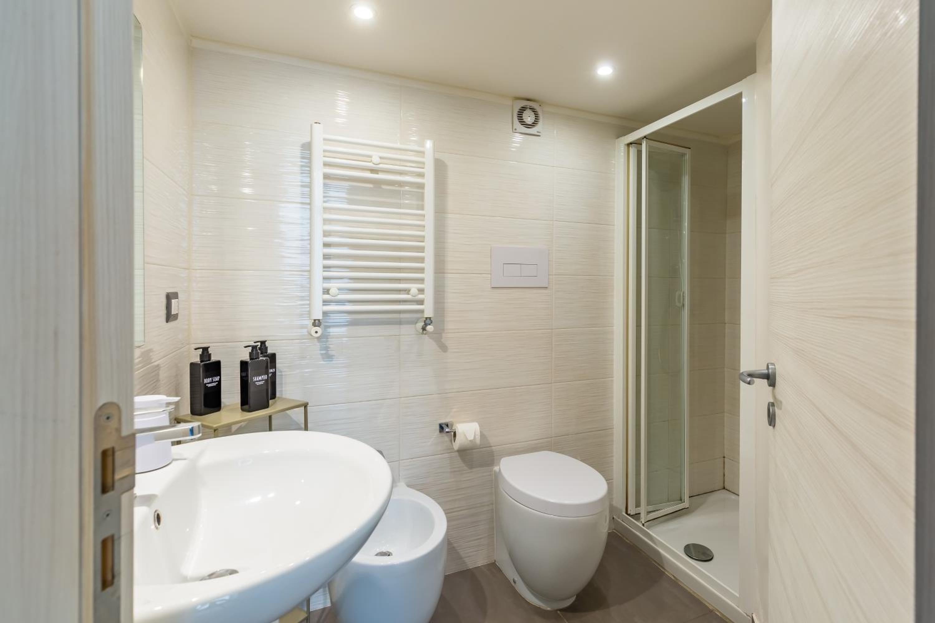 Duplex indipendente vicino al Lungomare Caracciolo