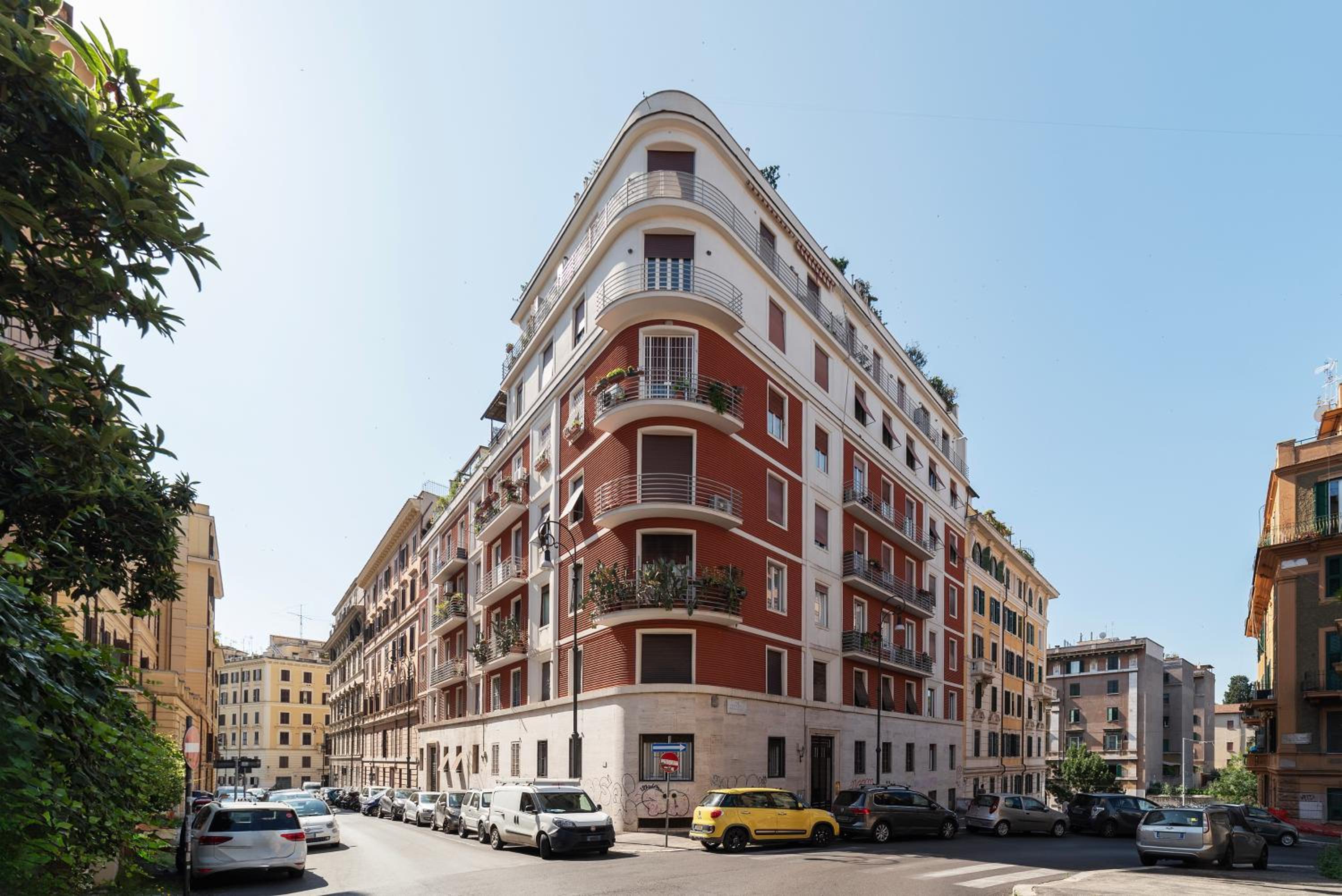 Colosseo Honey Apartment