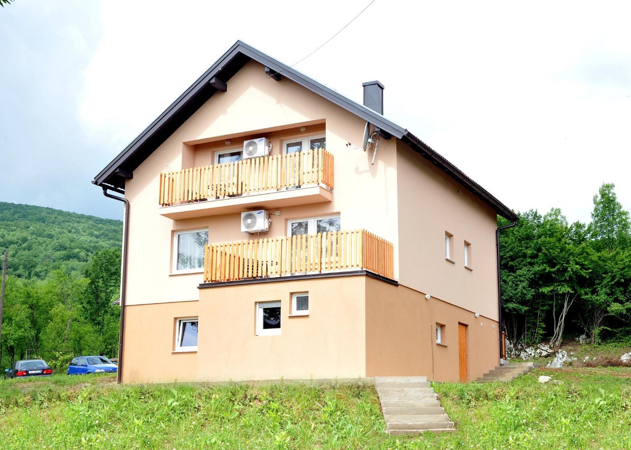 Apartments Žugec view 2