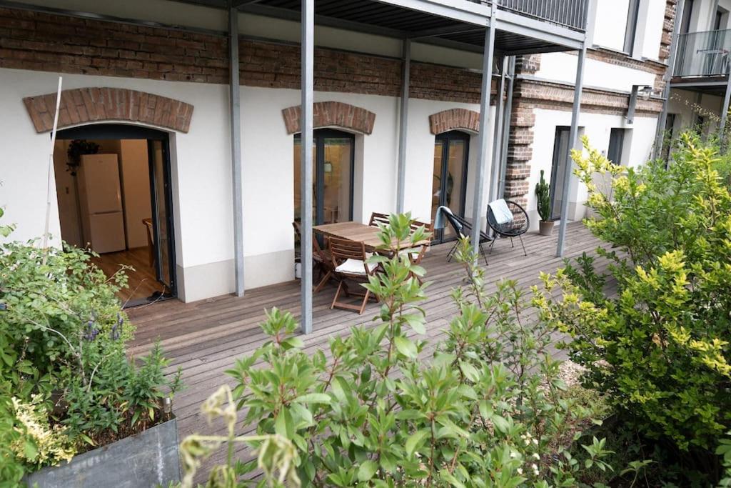 Central Park Apartments - Terrace