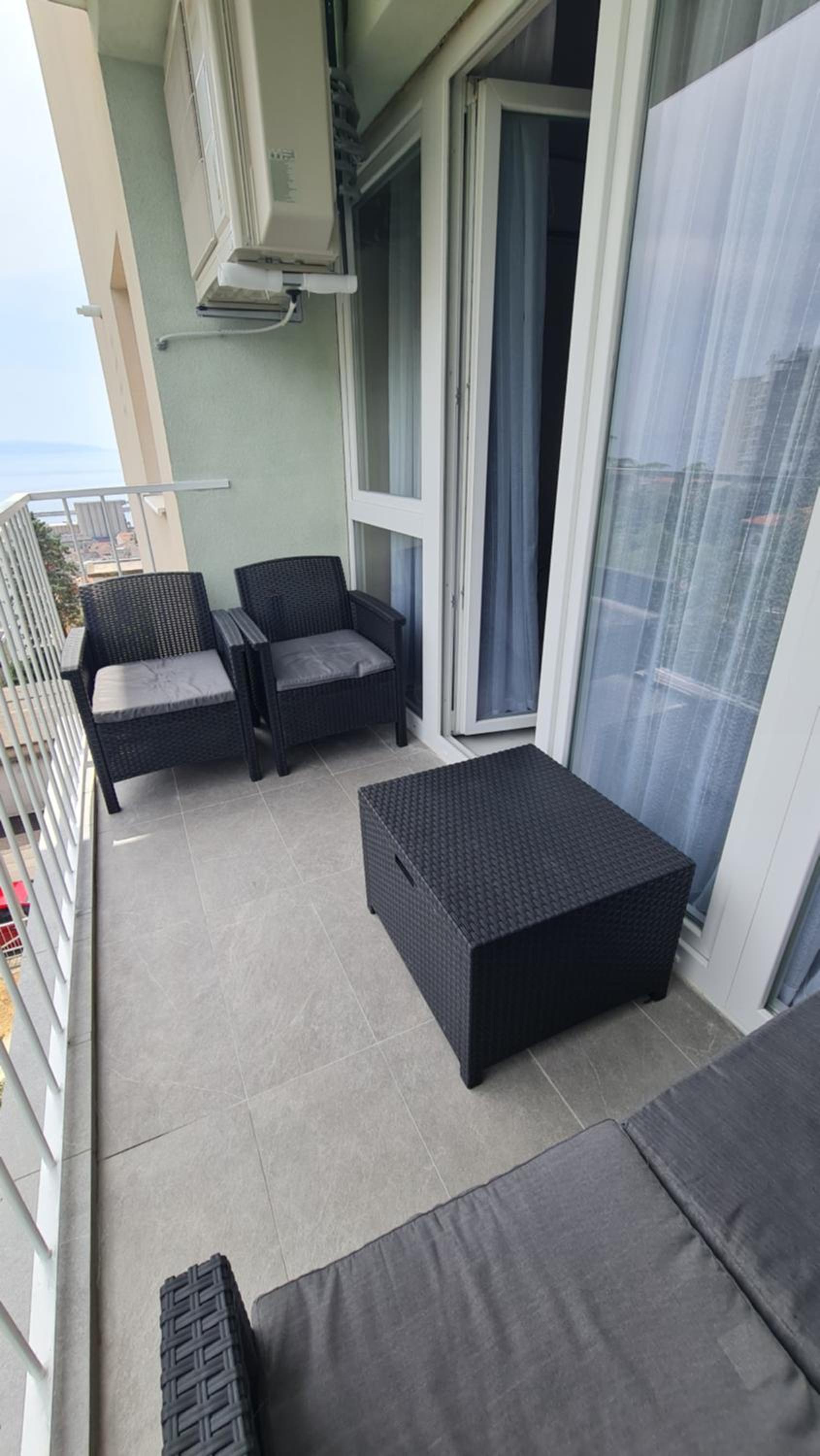 Hotel Mias luxury apartment - Image 1