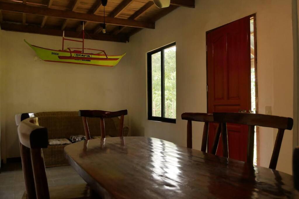 House with pool view 4