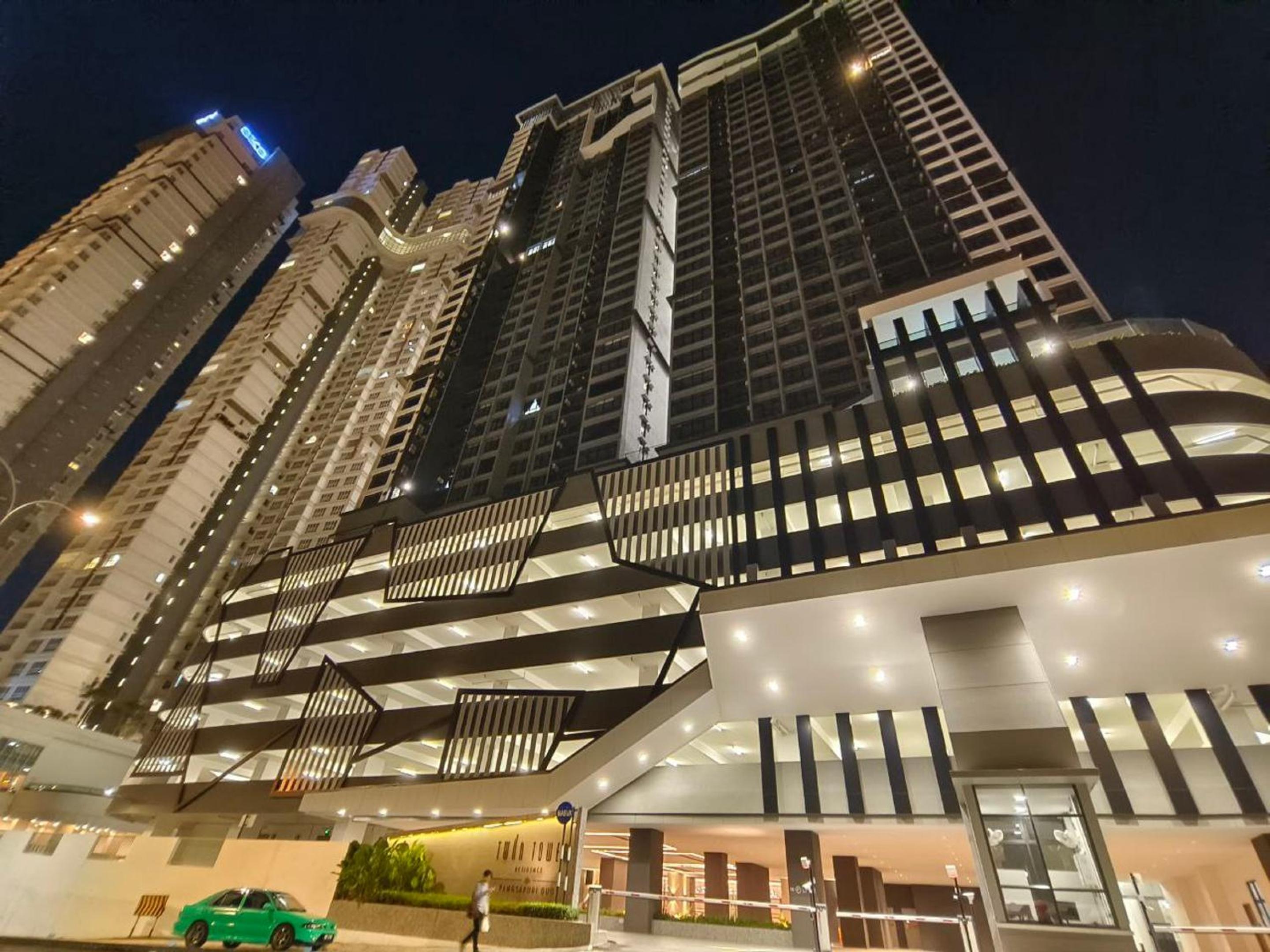 Twin Tower Johor Bahru by Glex