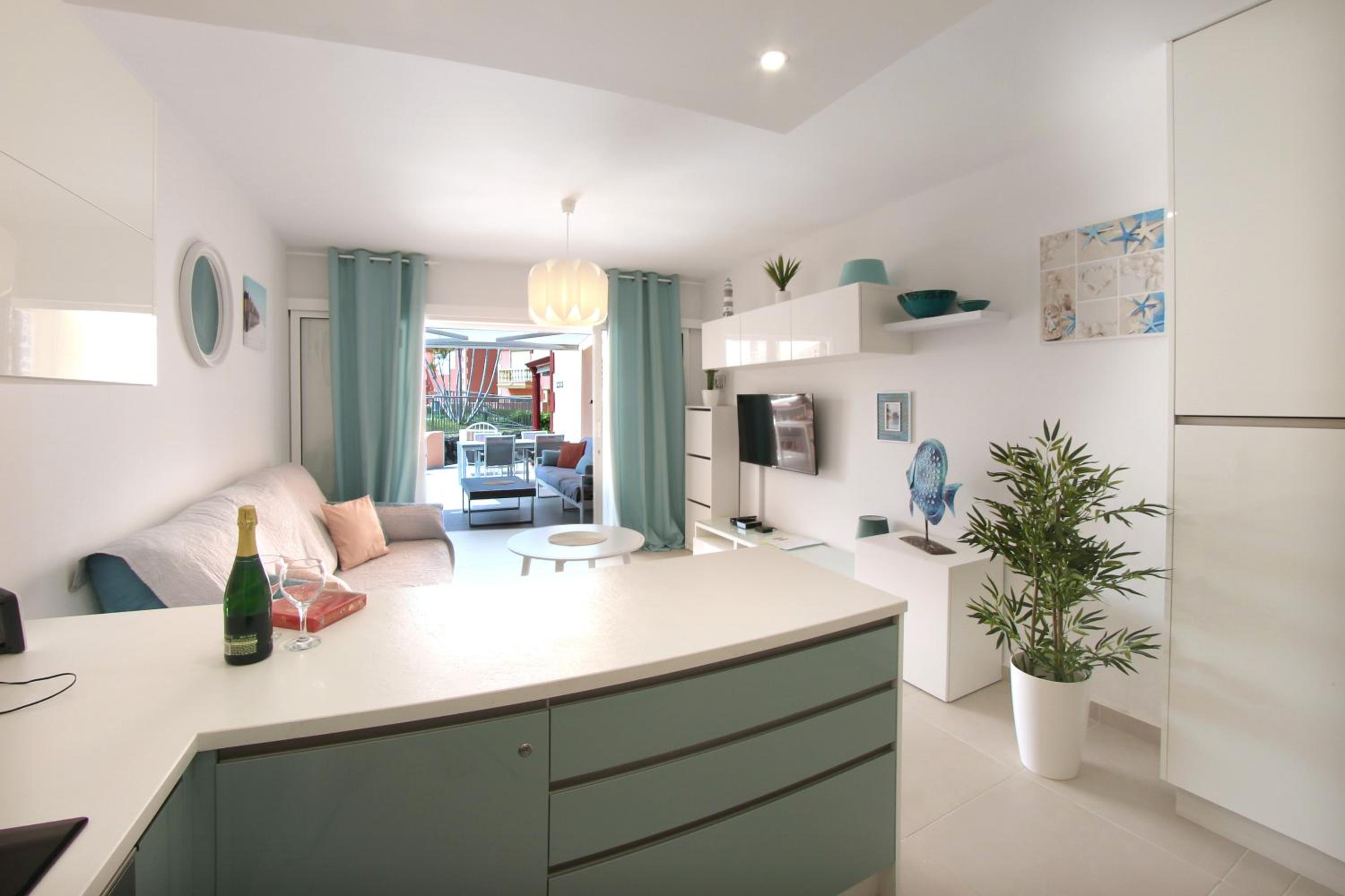Kate Duque Fantastic apartment with lovely Pool