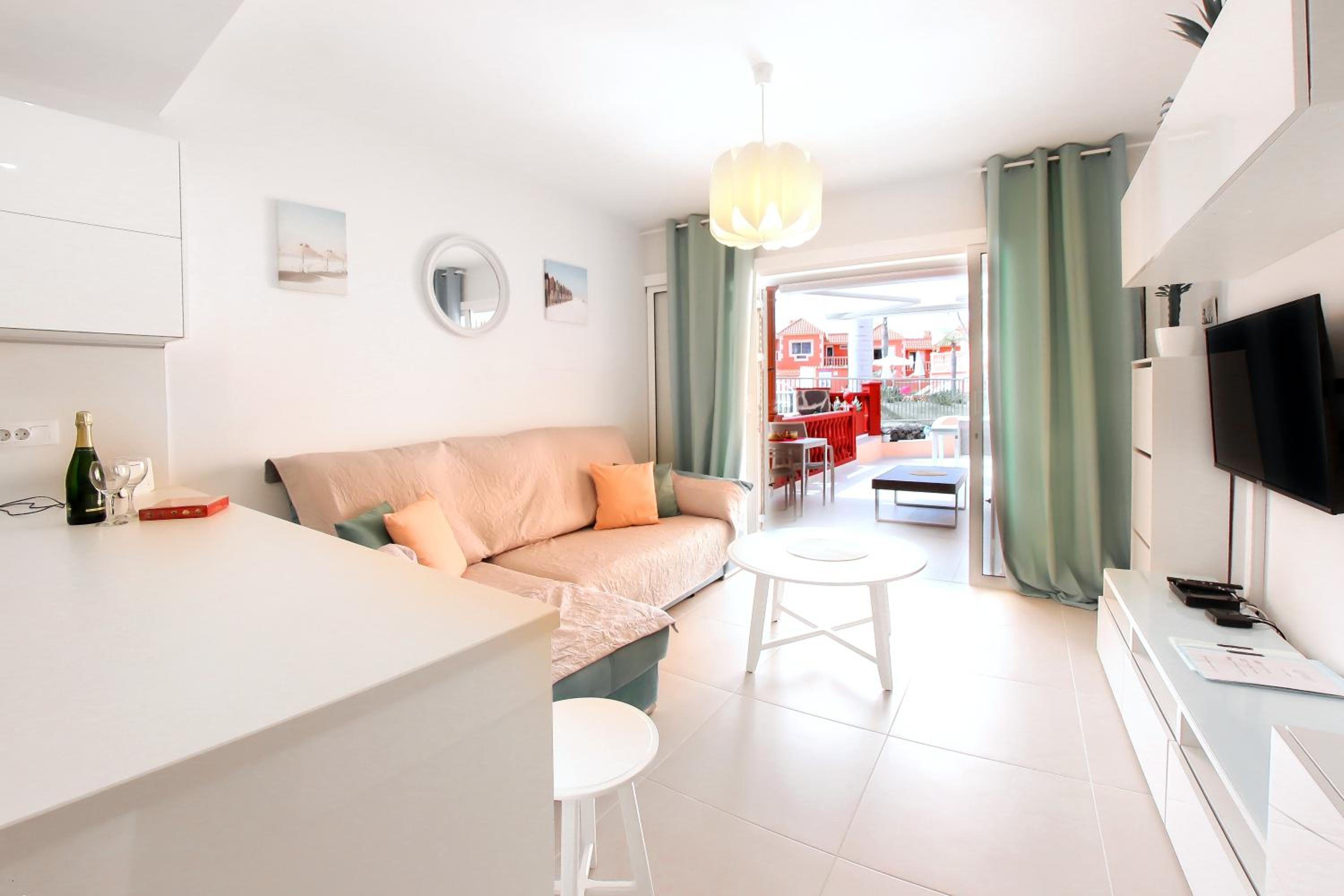 Kate Duque Fantastic apartment with lovely Pool