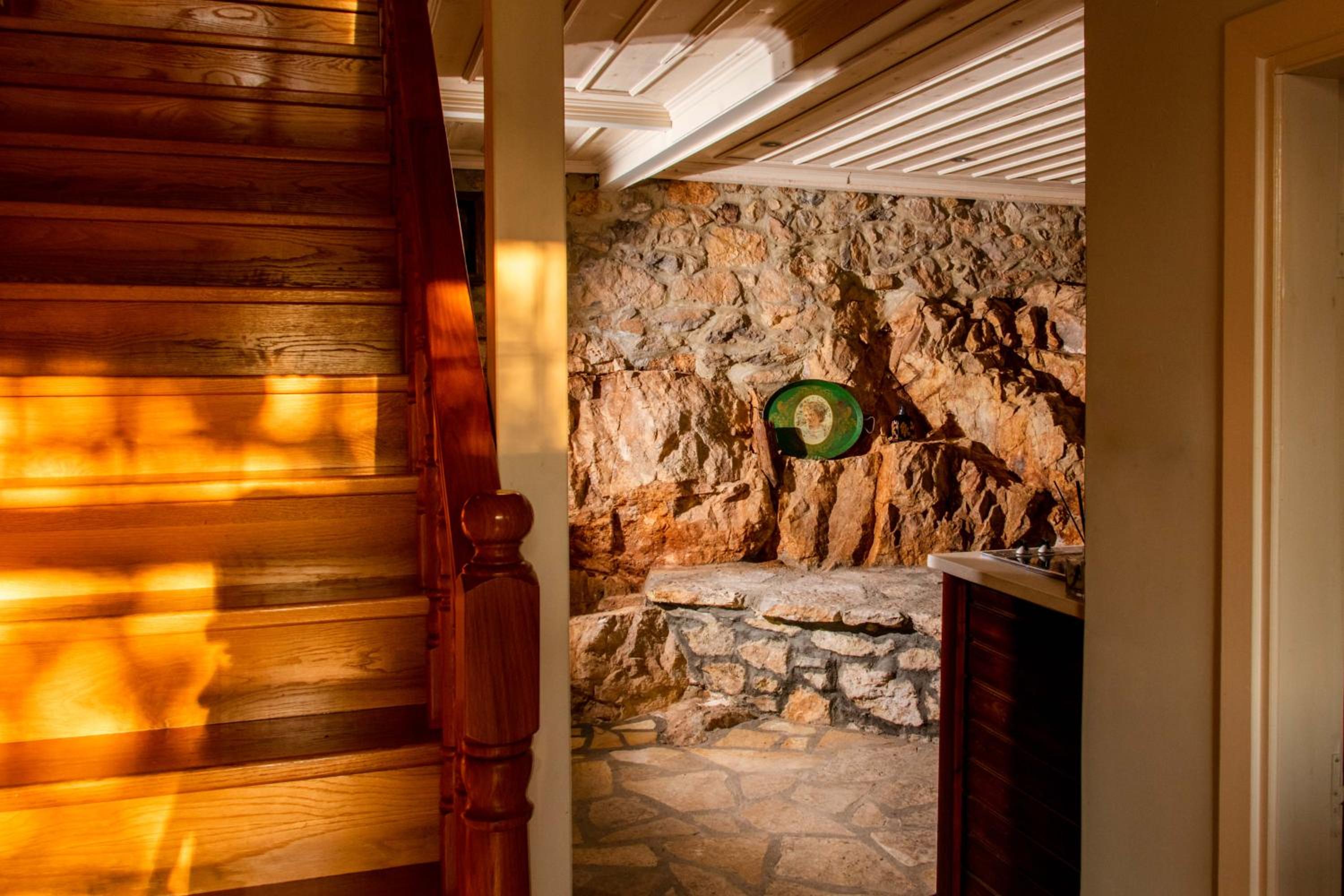 The Dream Villa Kastoria