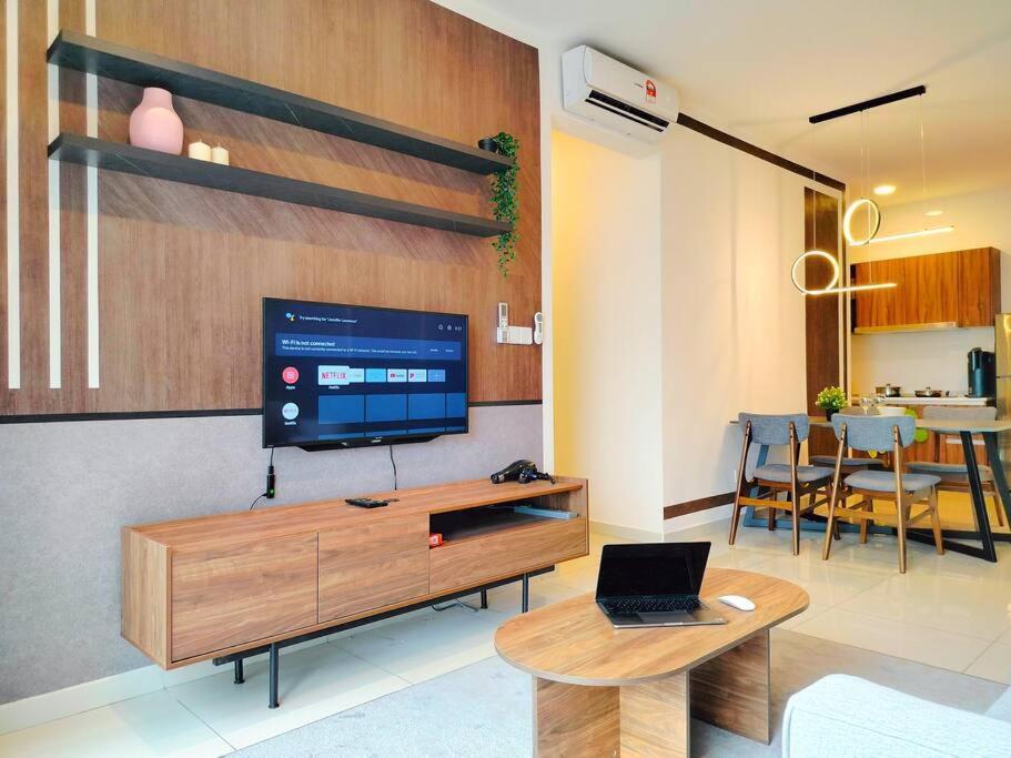 Kenwingston Platz Signature Suites by Manhattan Group
