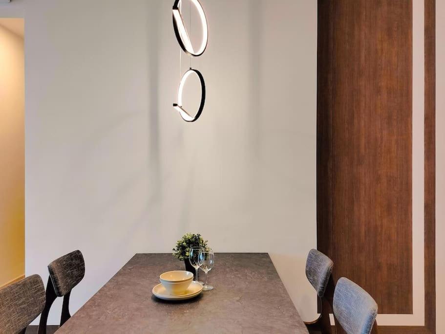 Kenwingston Platz Signature Suites by Manhattan Group