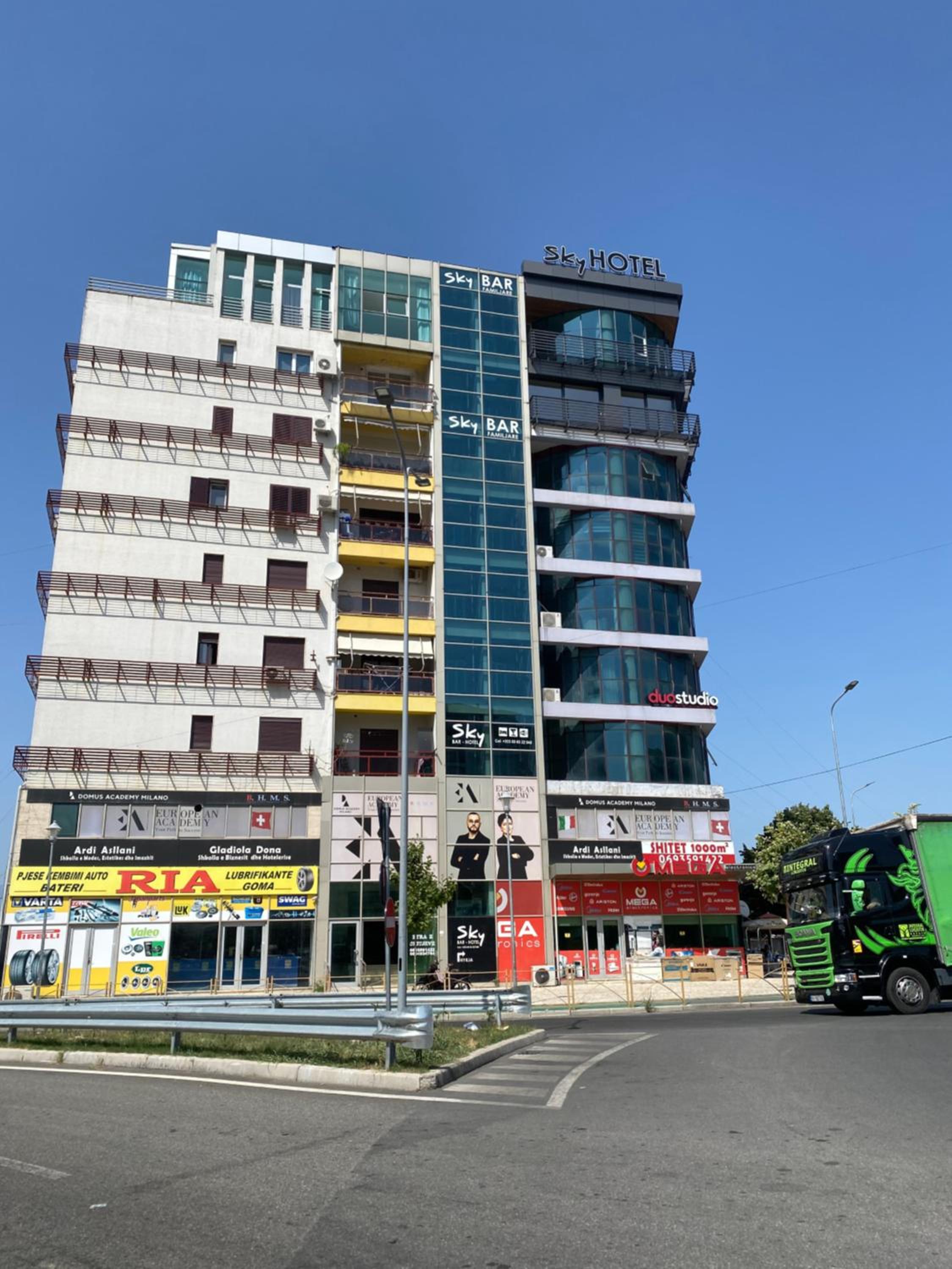 Panoramic apartment