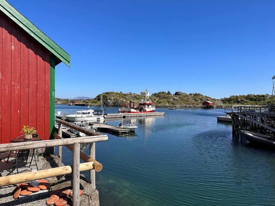 Stamsund Harbour Apartment view 3