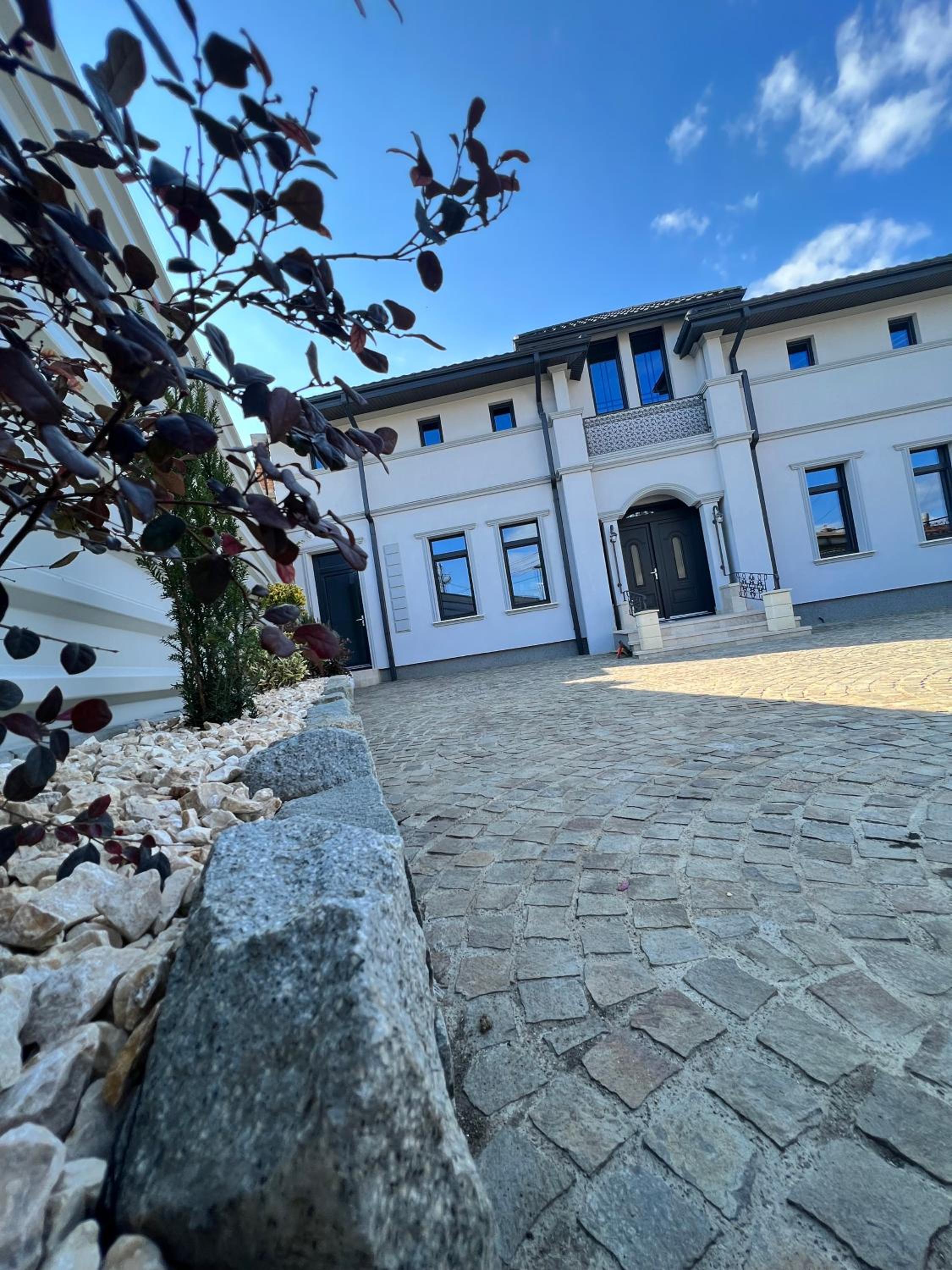 Academy Home, photo 33