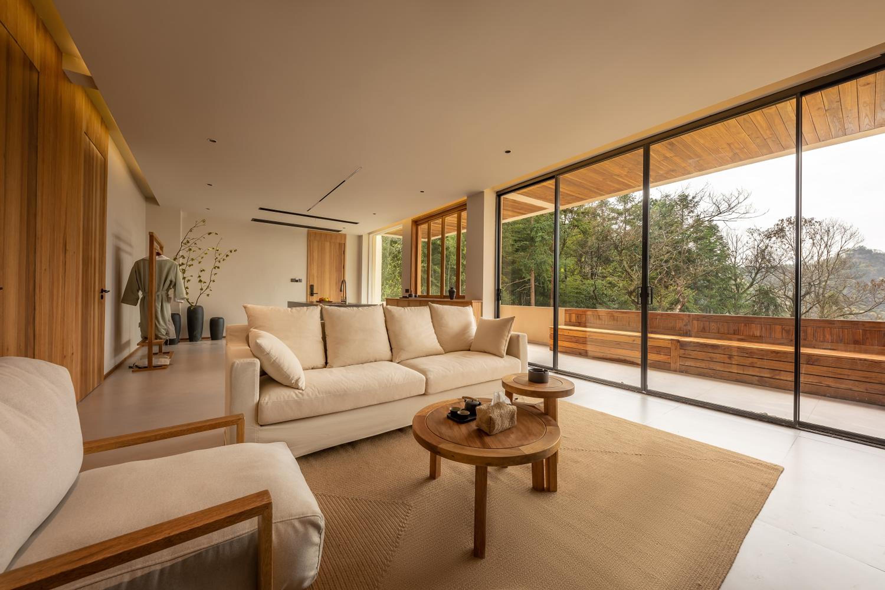 Pandora Annica Villa