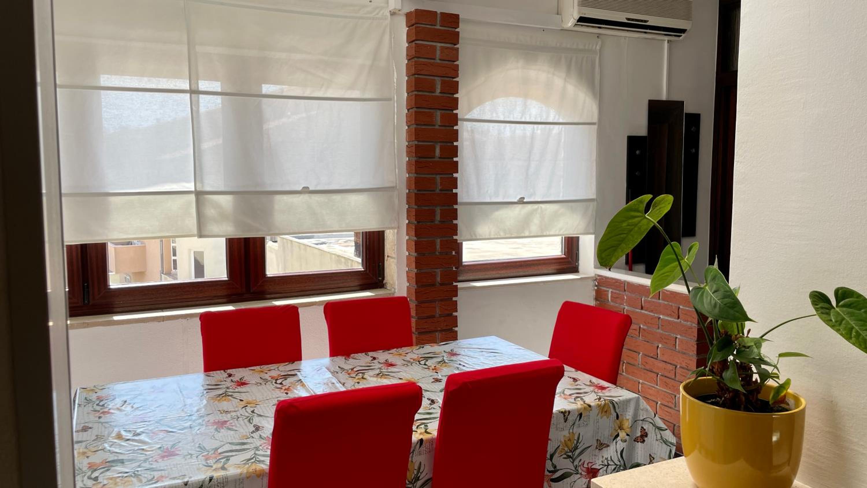 Obradović rooms & apartments view 3