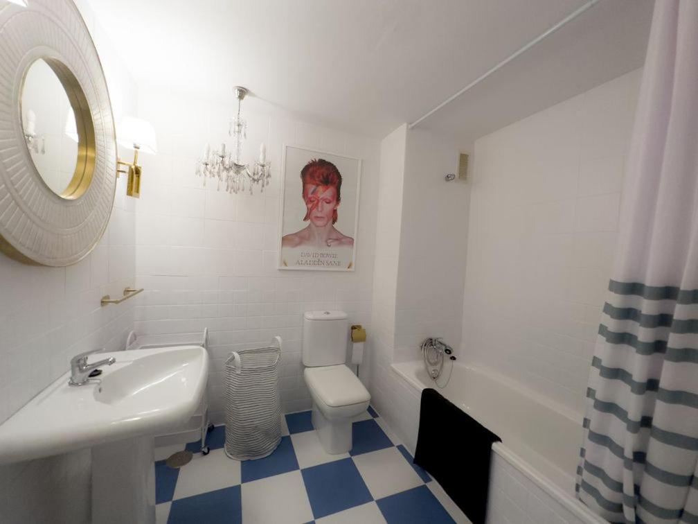 Casa Bowie