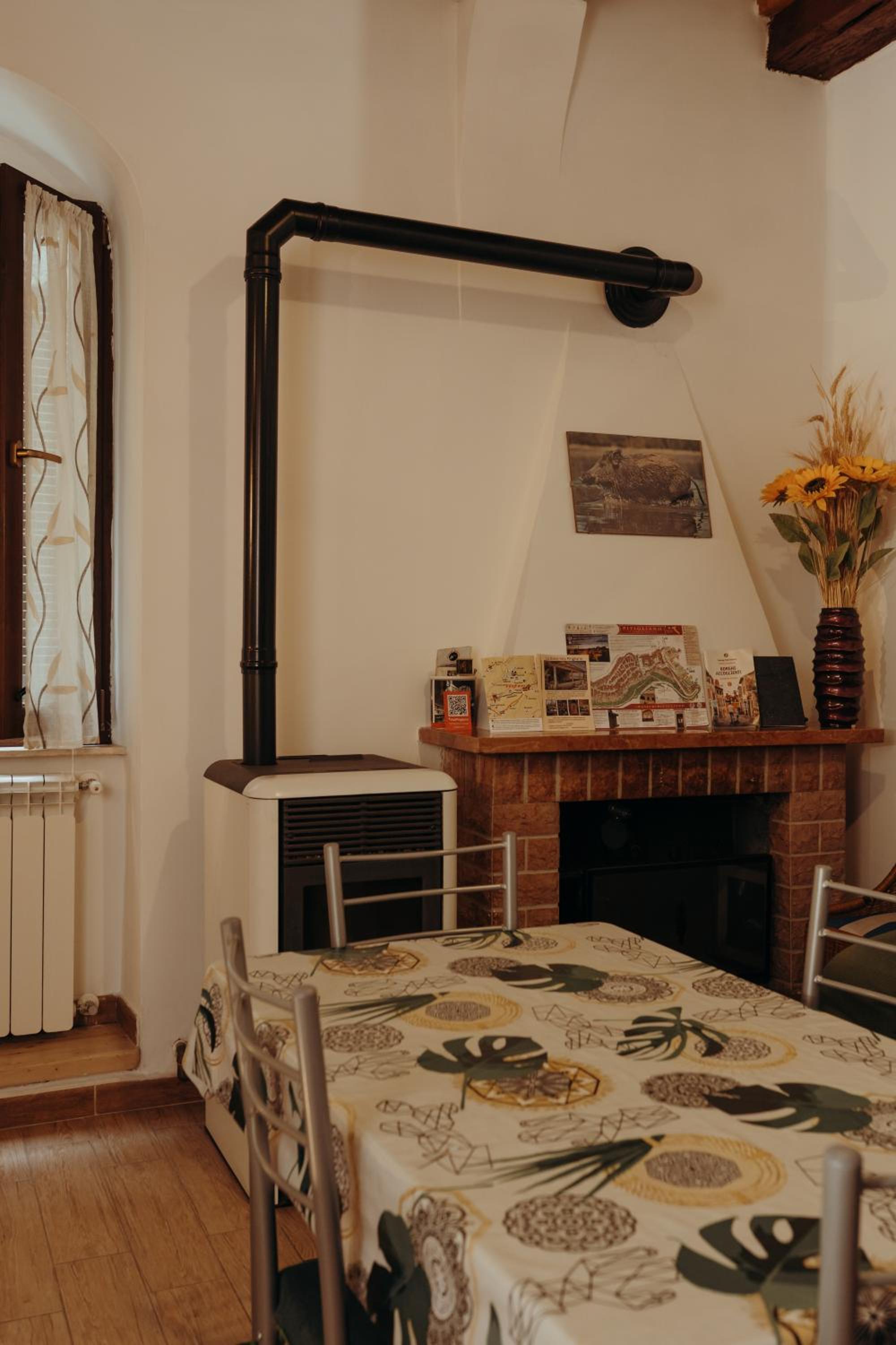 Photo 6