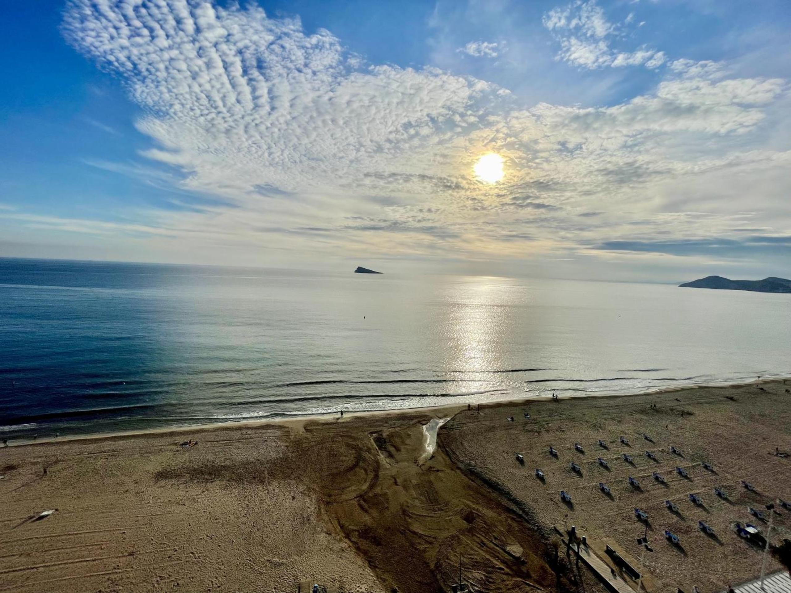 Torre Yago Seafront Levante Beach