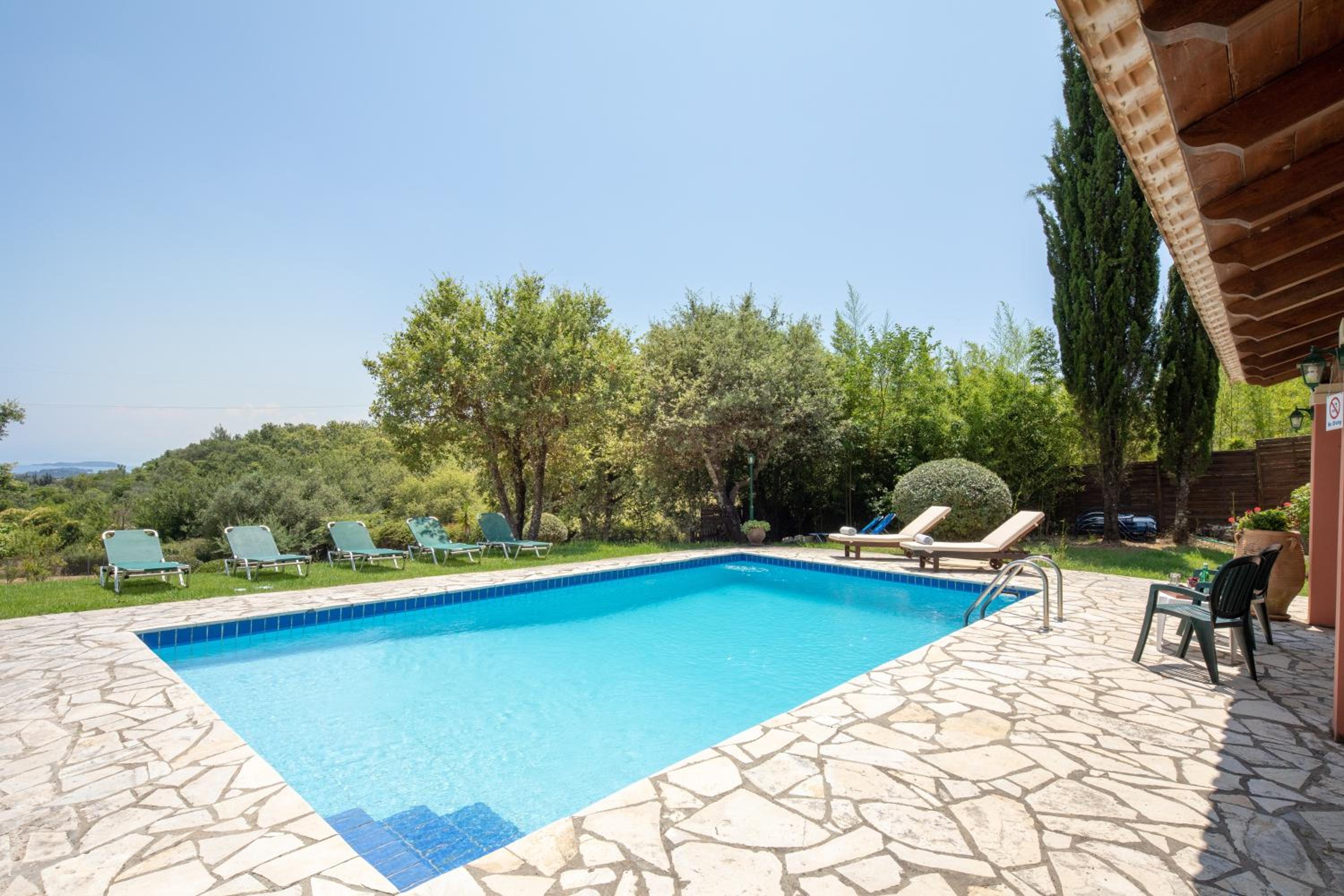 Villa Thea