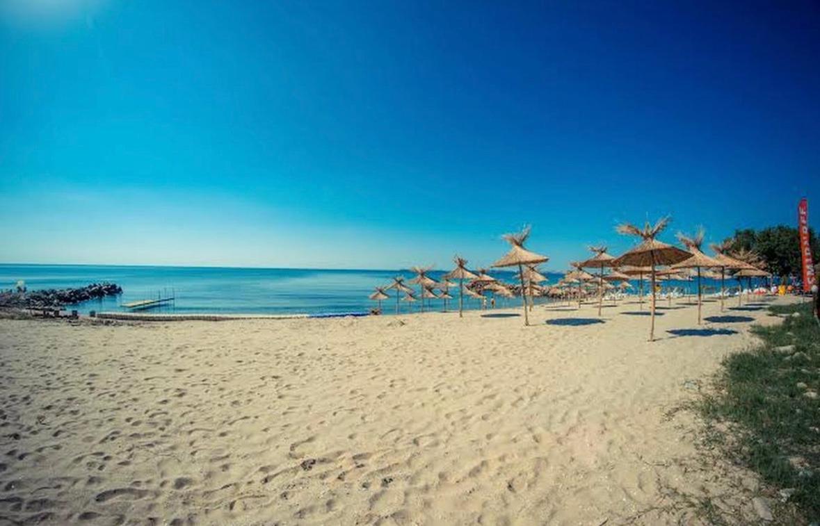 Flat at Prestige Fort Beach