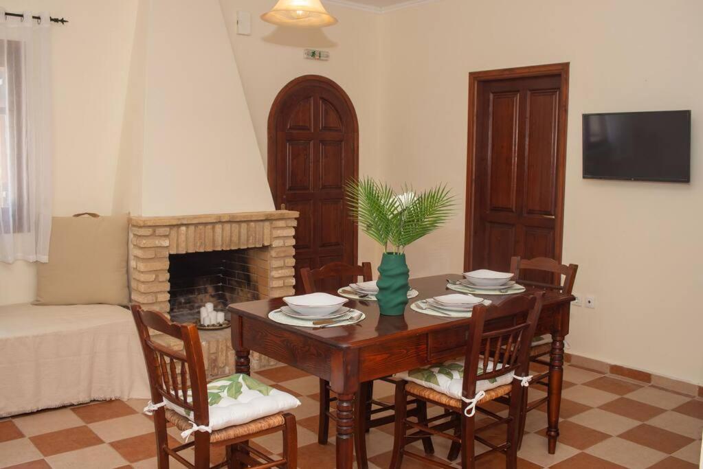 Oliva Cottage - Ideal for Families Close to Zakynthos Town photo 4
