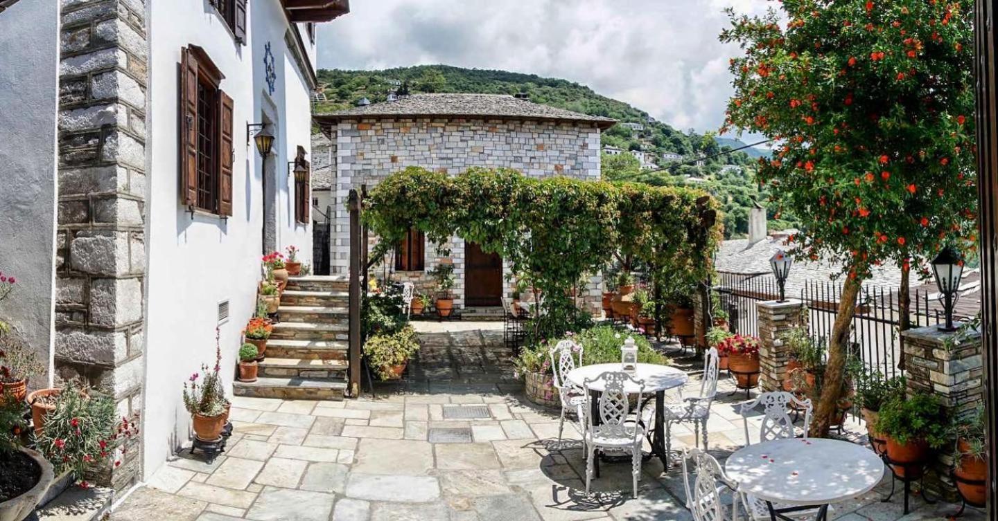 Archontiko Repana - Makrinitsa Stone Retreat