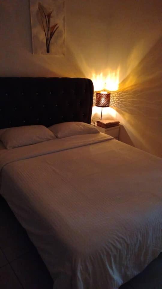 3BR Mount Austin @Midori Green (1 to 8pax)