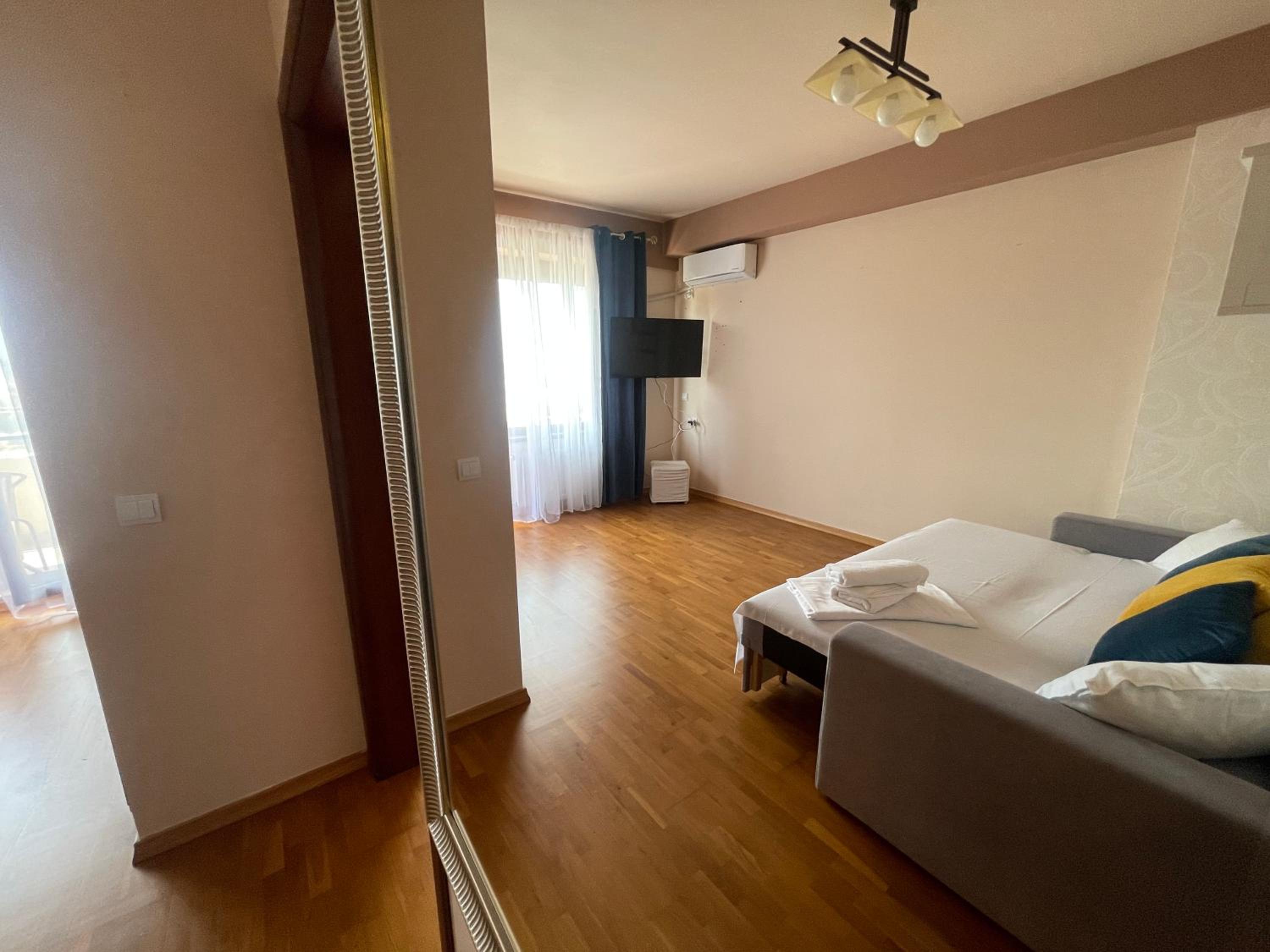 Summerland Sea-View Luxury Apartment view 5
