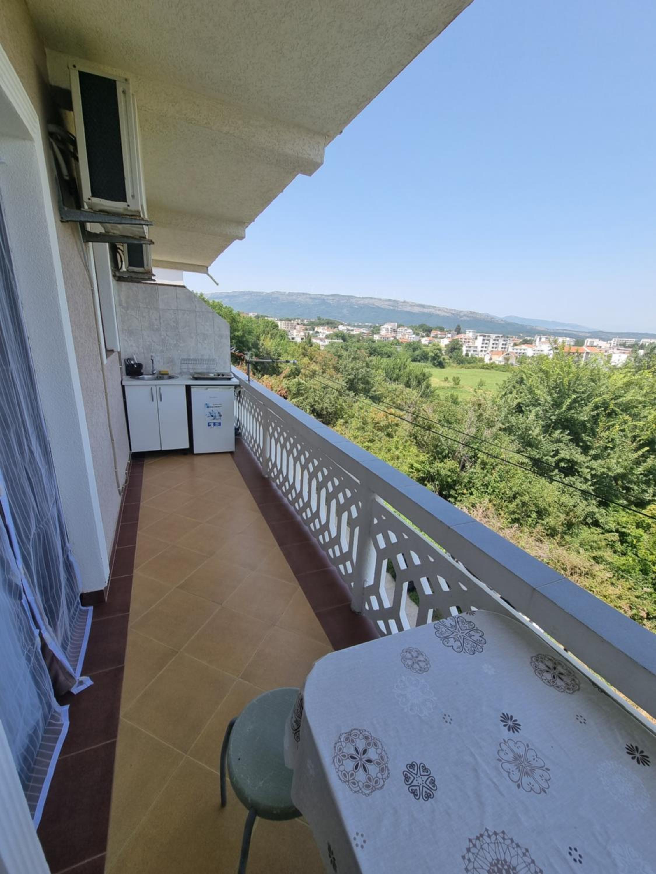 Becic Apartments