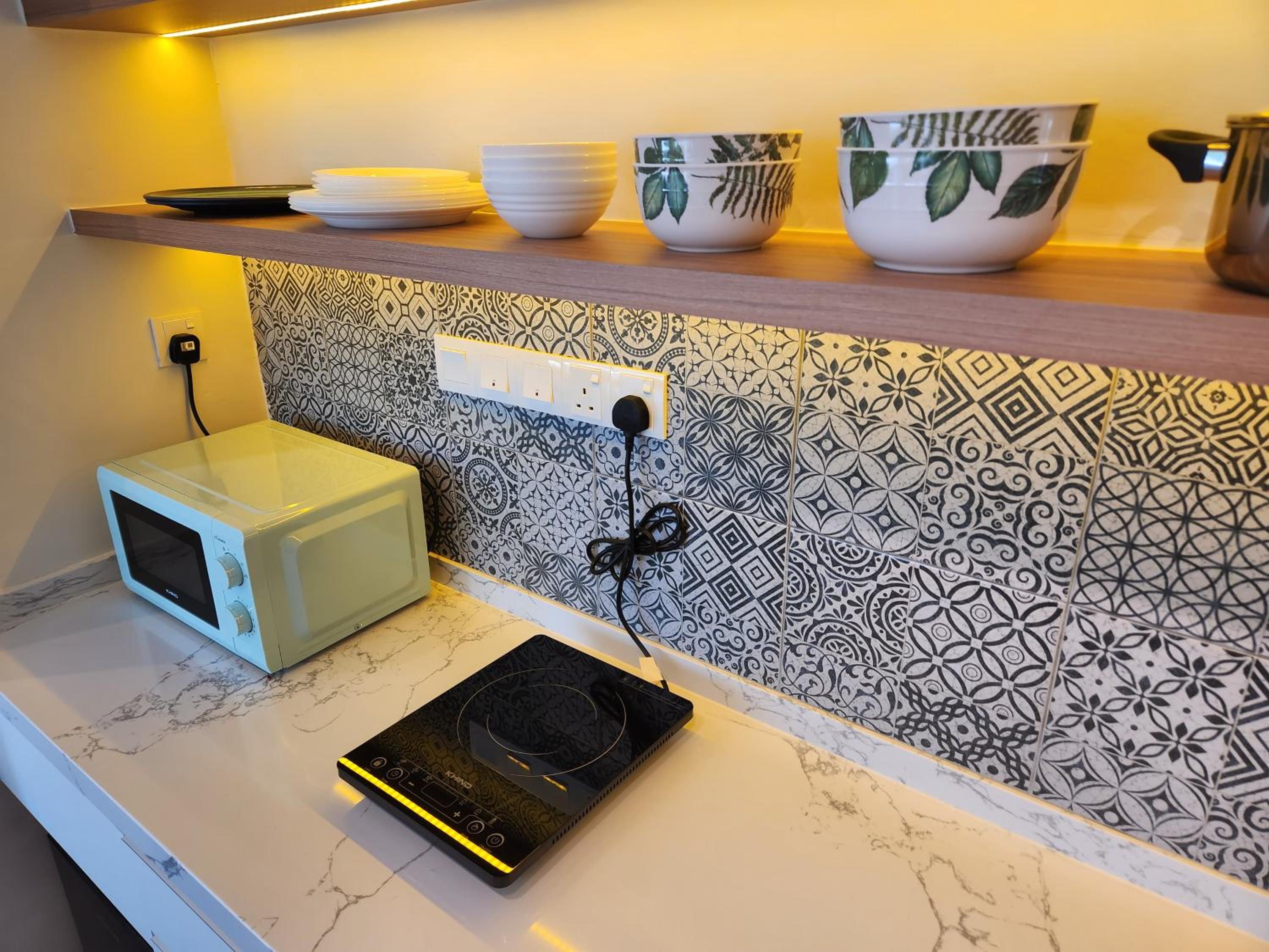 Unique Boho Style Condo with NETFLIX for up to 5PAX - Enjoy Mountain View while swimming at the Infinity Pool & Natural Hotspring Pool, 2mins walk to the L view 3