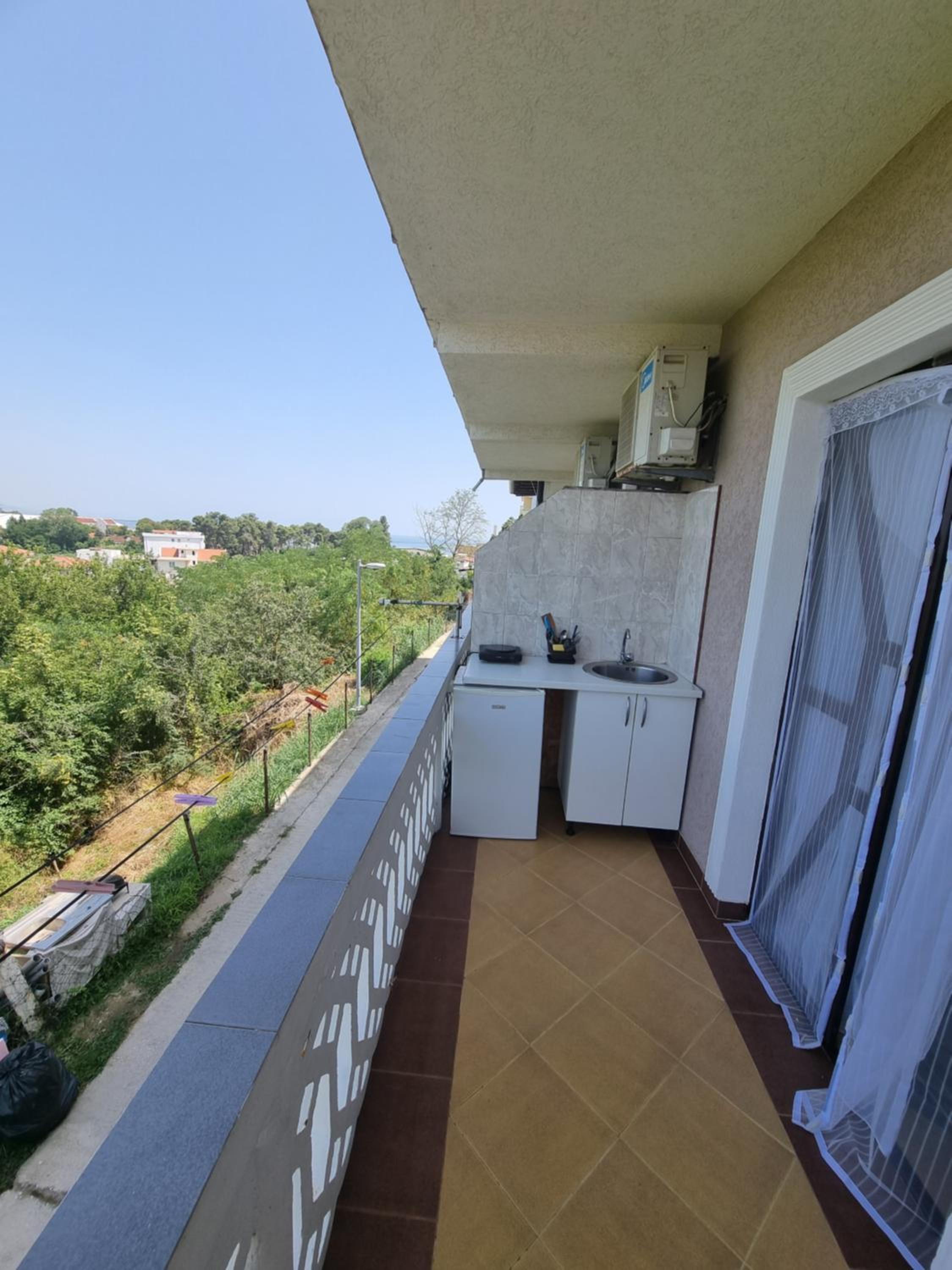 Becic Apartments