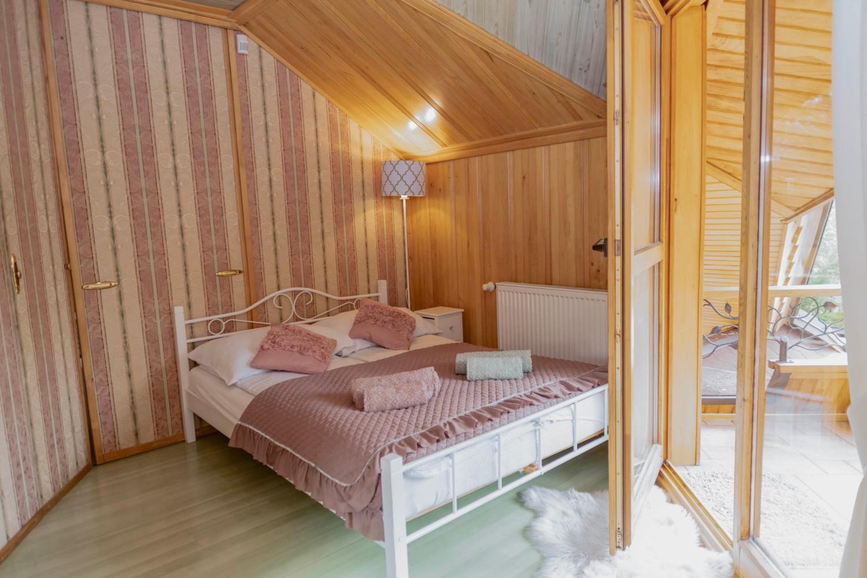 Willa Chruślice-Basen sezon,Sauna view 3