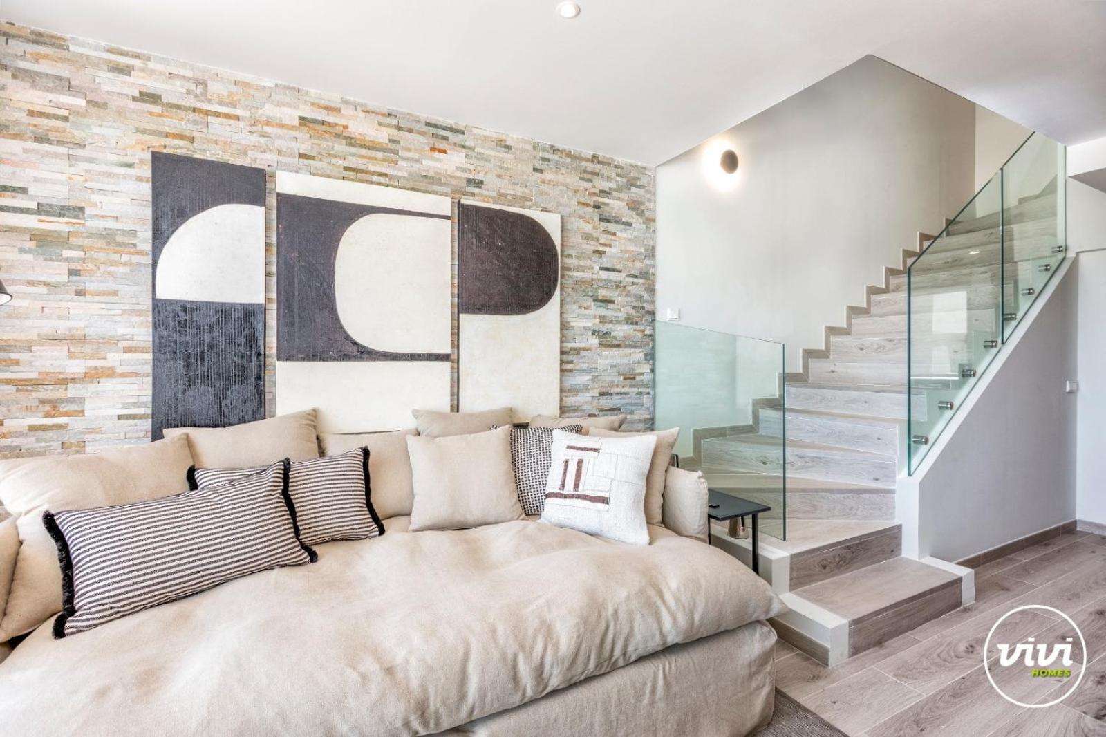 ViVi Homes -Zumo Pool, Gym & Sea View
