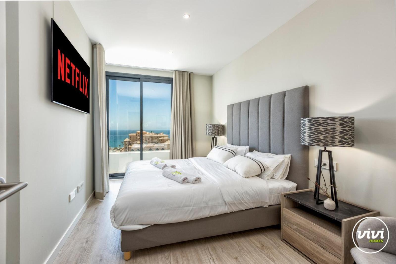 ViVi Homes -Zumo Pool, Gym & Sea View