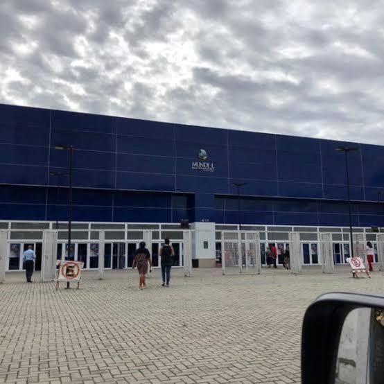 Apartamento para pessoas de família ou a negócio, Ap Grande 3 quartos no Brás próximo igreja Mundial,mercado municipal, 25 de março, templo Salomão, metro 