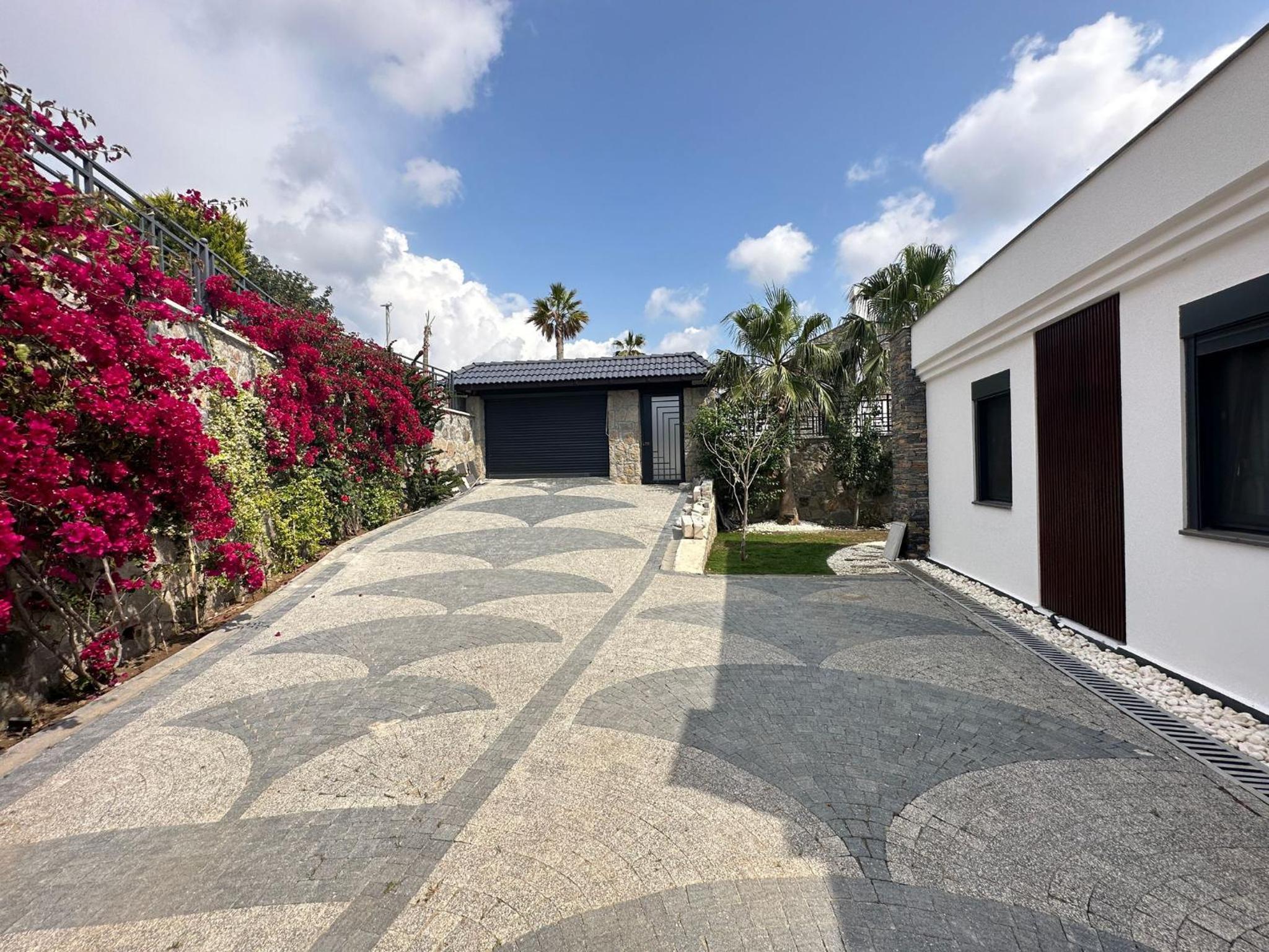 Villa Falcon with Swimming Pool and Great Views in Yalikavak Bodrum view 2