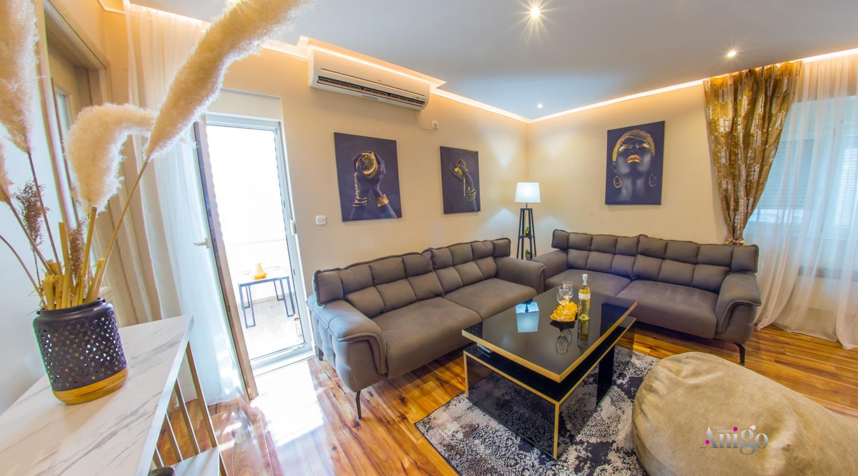 Luxury Apartment Black and Gold