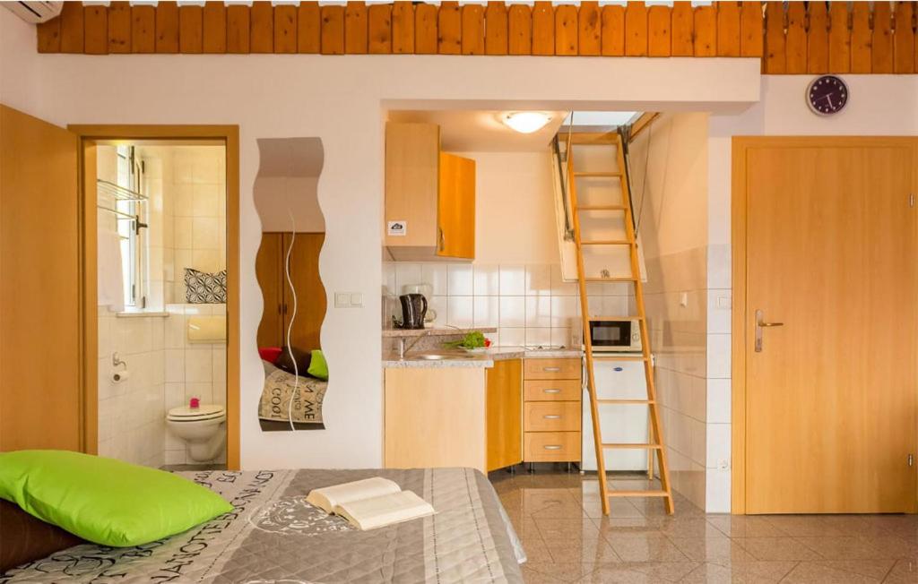 Apartment Sinisa 2286 view 3