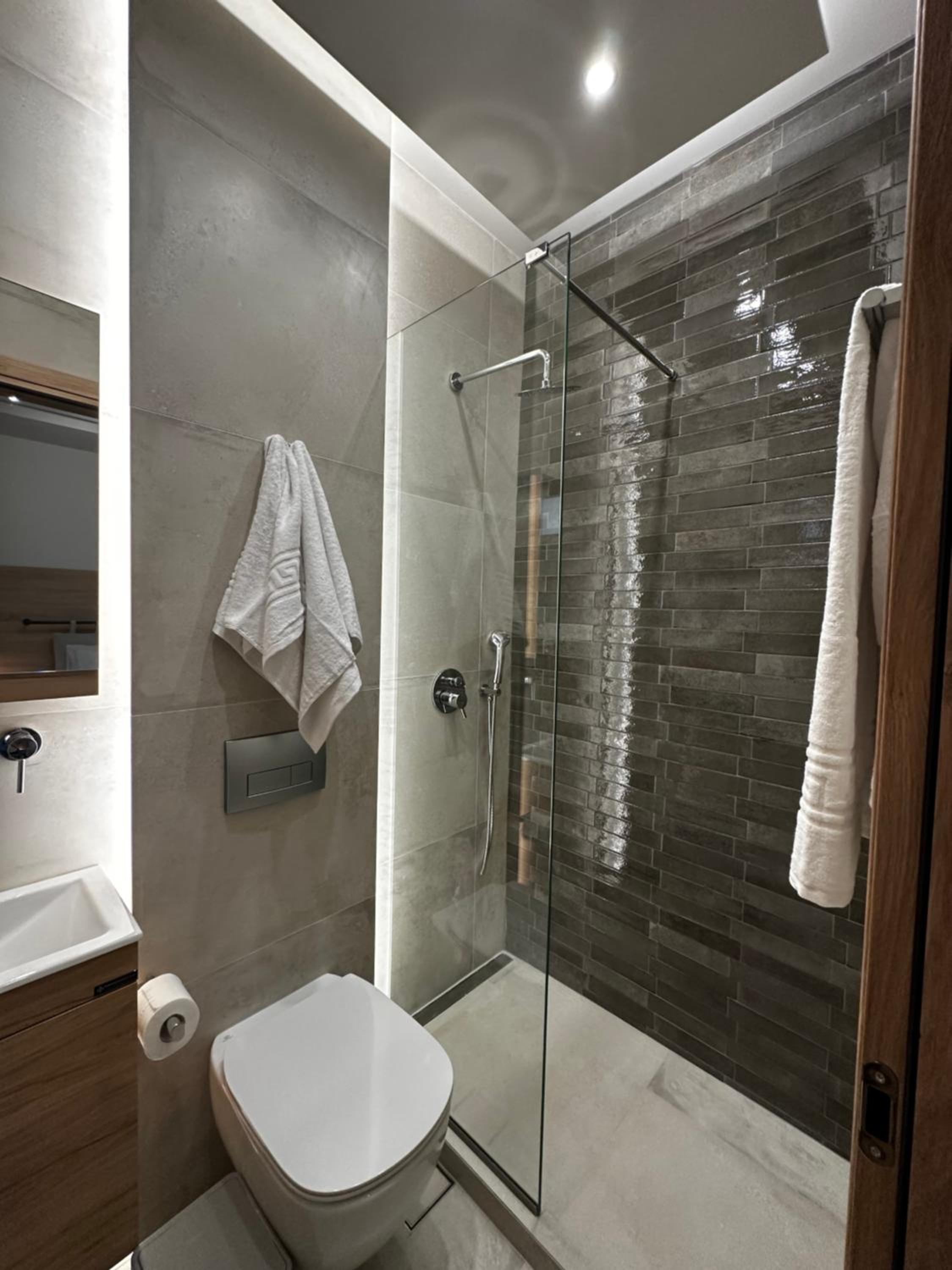 Aktaion Rooms