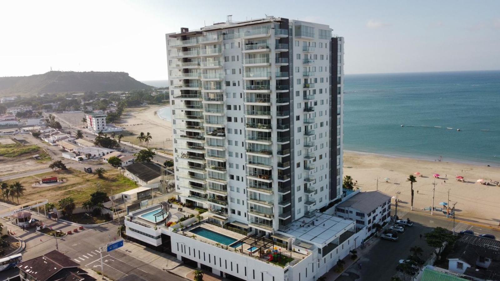 Hotel Dep. Salinas, Chipipe.