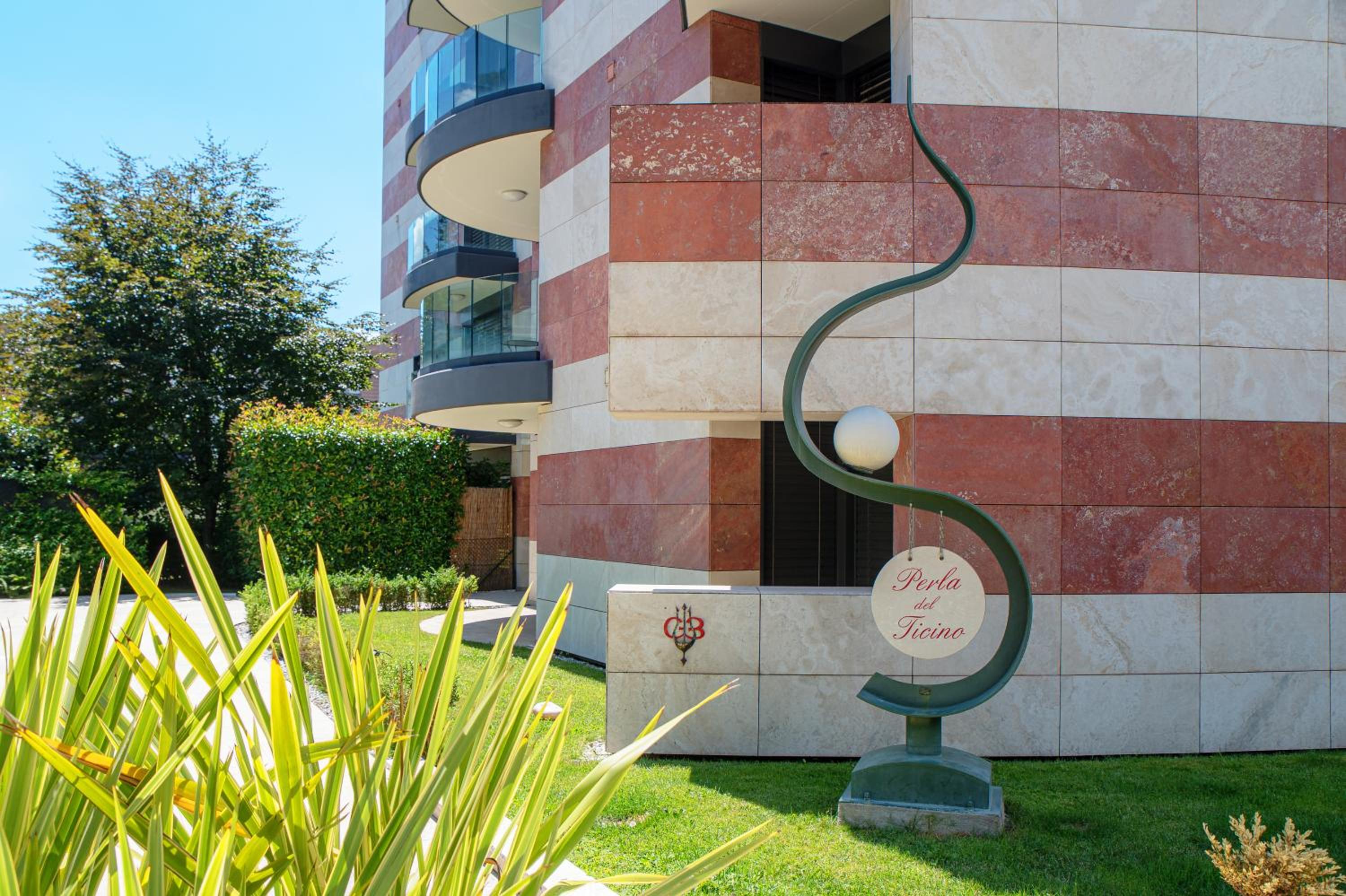 Roggia Apartments by Quokka 360 - central flats with parking space