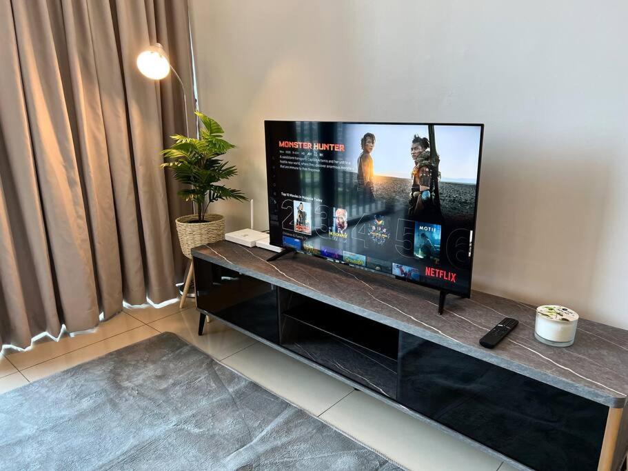 Muji Modern Suite at Trefoil Setia Alam
