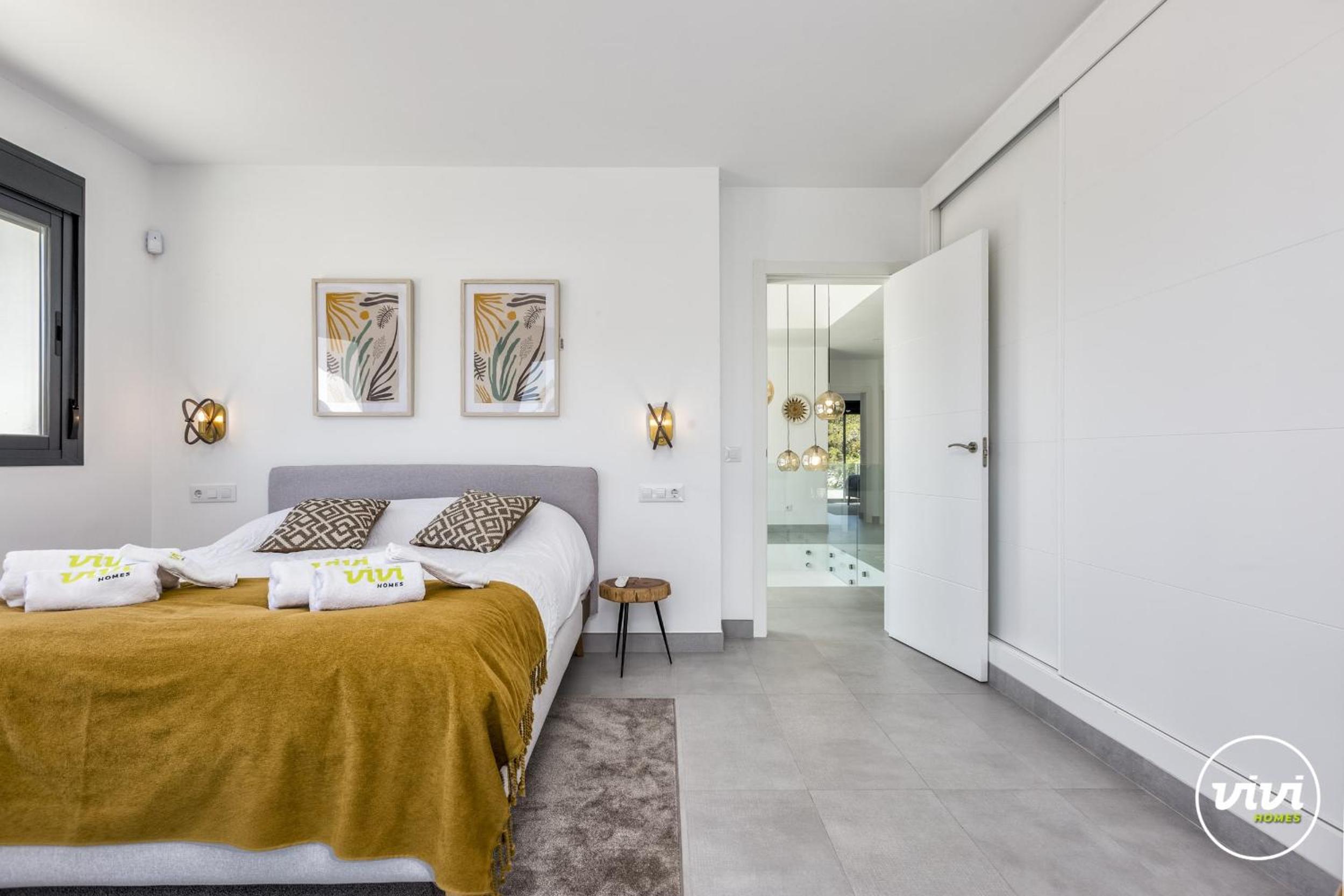 ViVi Homes -Villa Ruby Pool, Garden, Golf & Beach